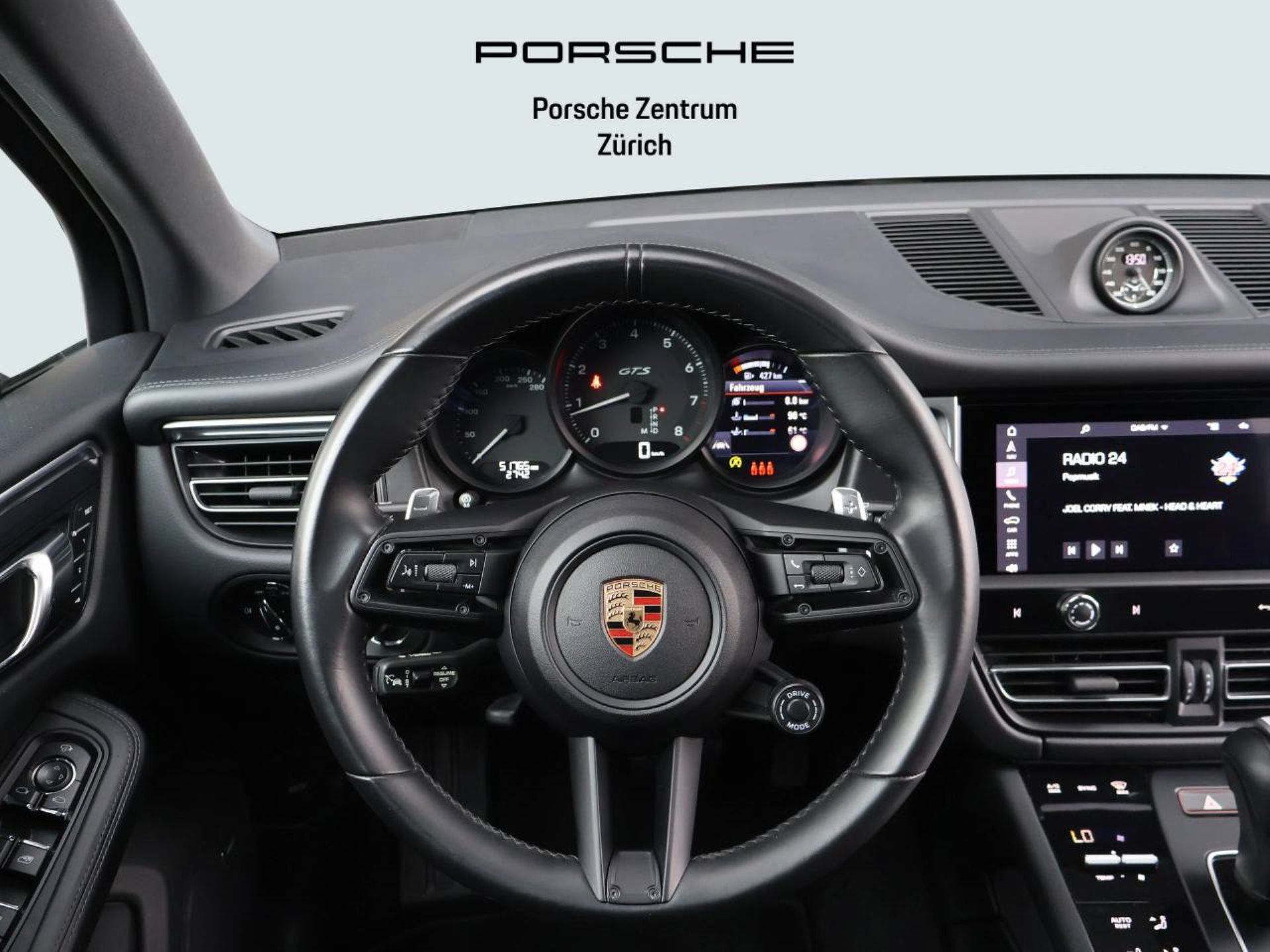 PORSCHE Macan GTS-image-12