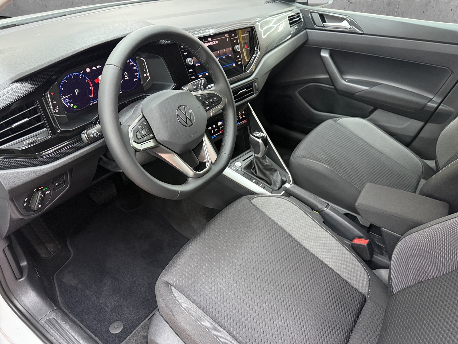 VW Polo 1.0 TSI Life DSG-image-6