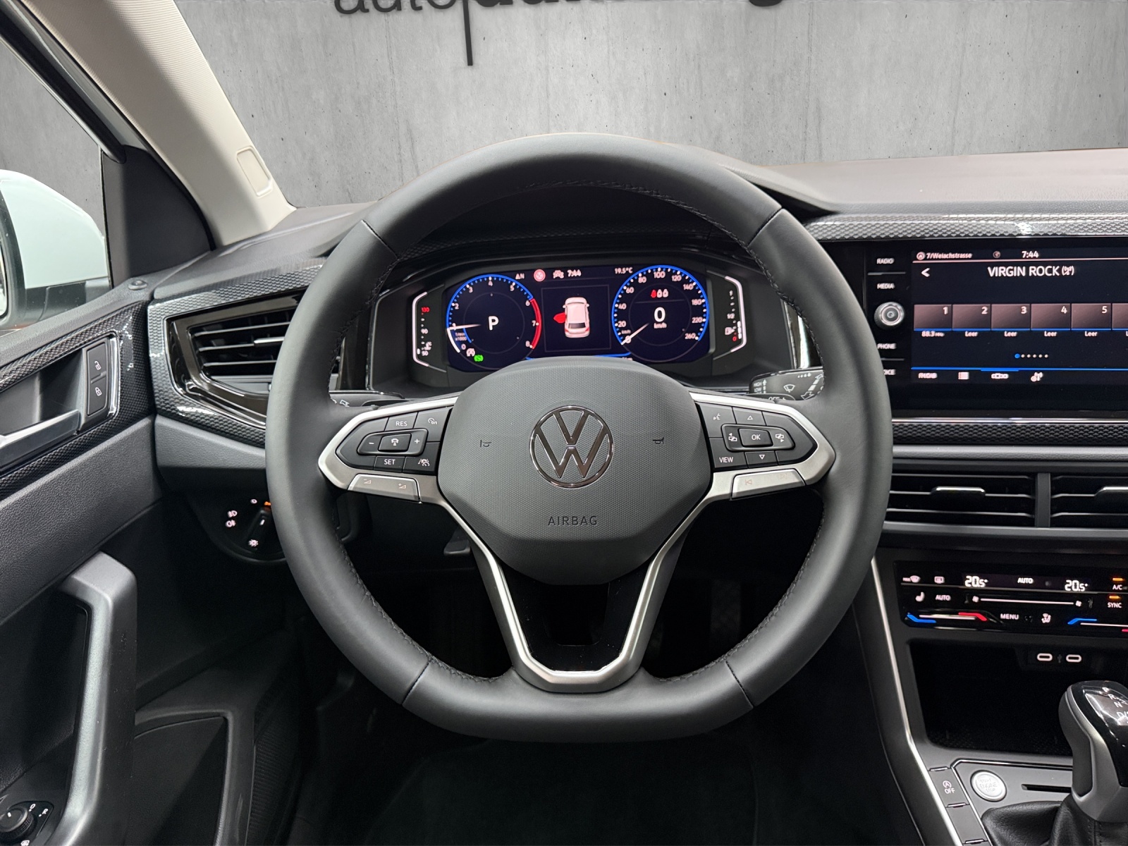 VW Polo 1.0 TSI Life DSG-image-9