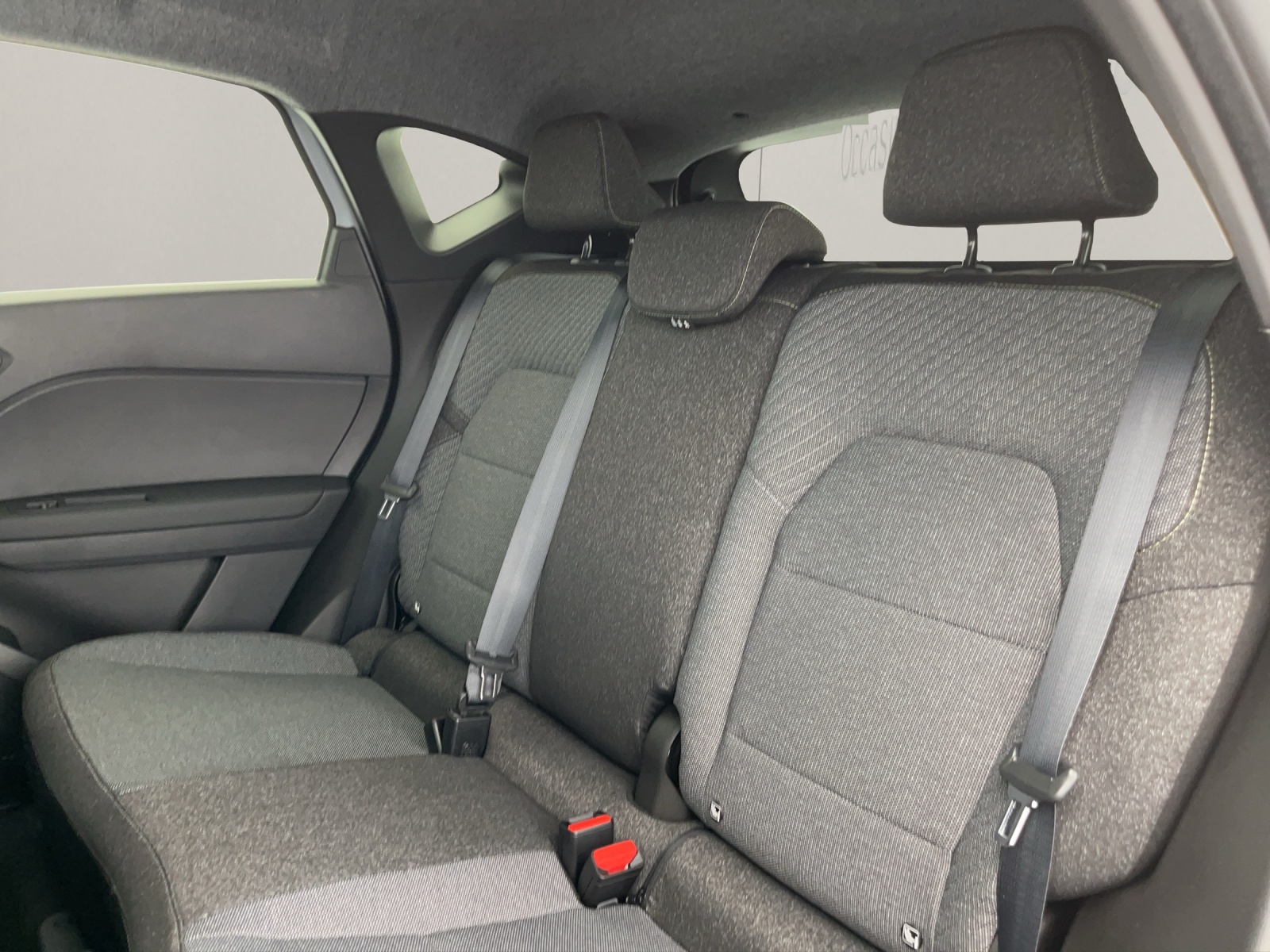 RENAULT Captur 1.3 TCe 140 techno EDC-image-16