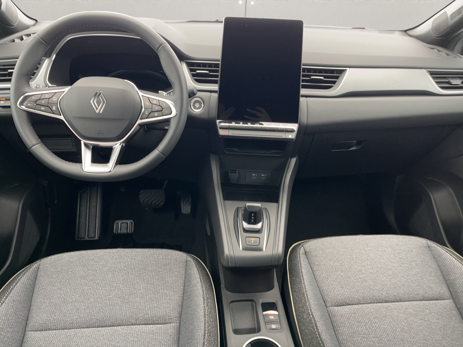 RENAULT Captur 1.3 TCe 140 techno EDC-image-8