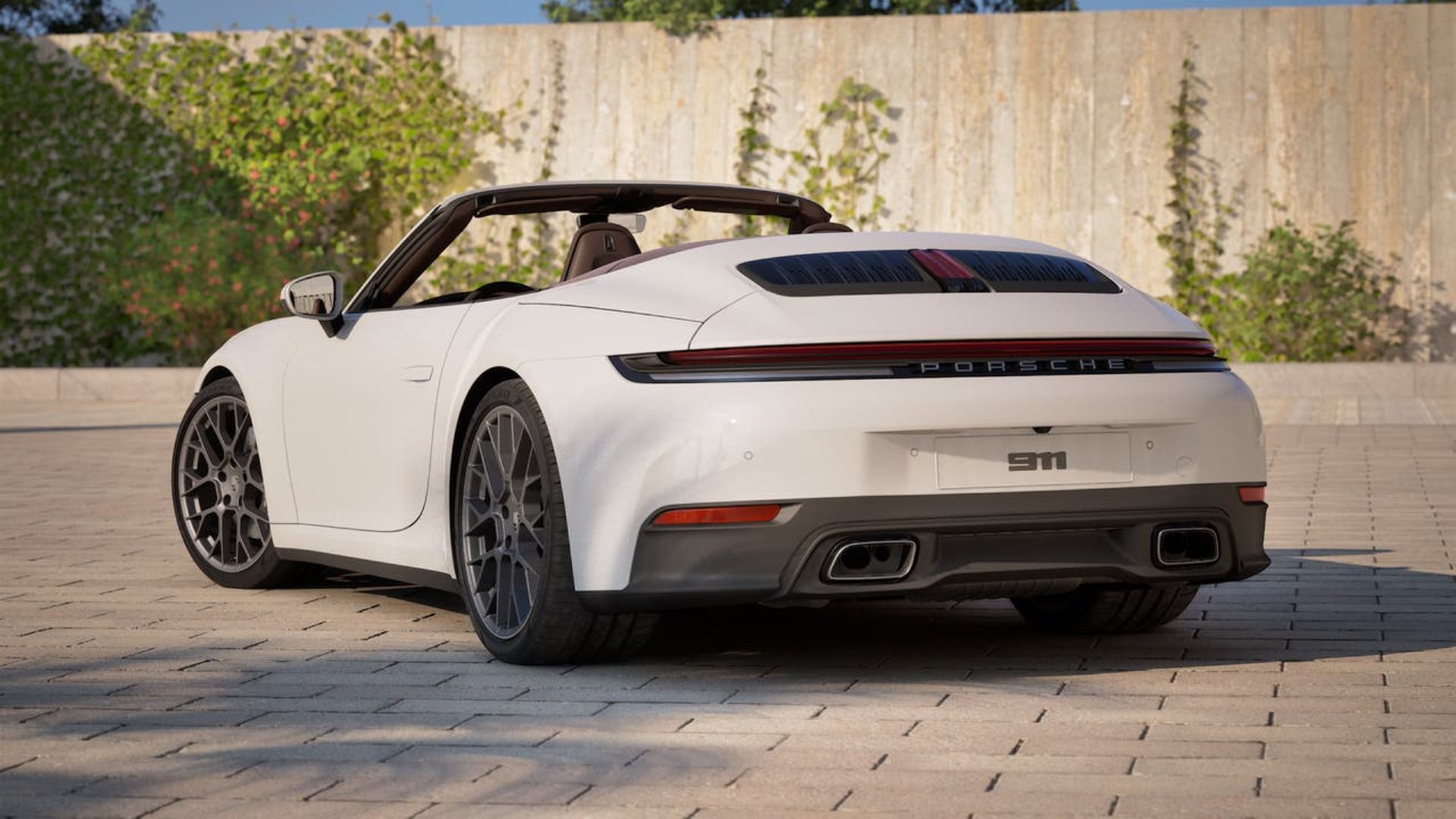 PORSCHE 911 Carrera Cabriolet-image-2