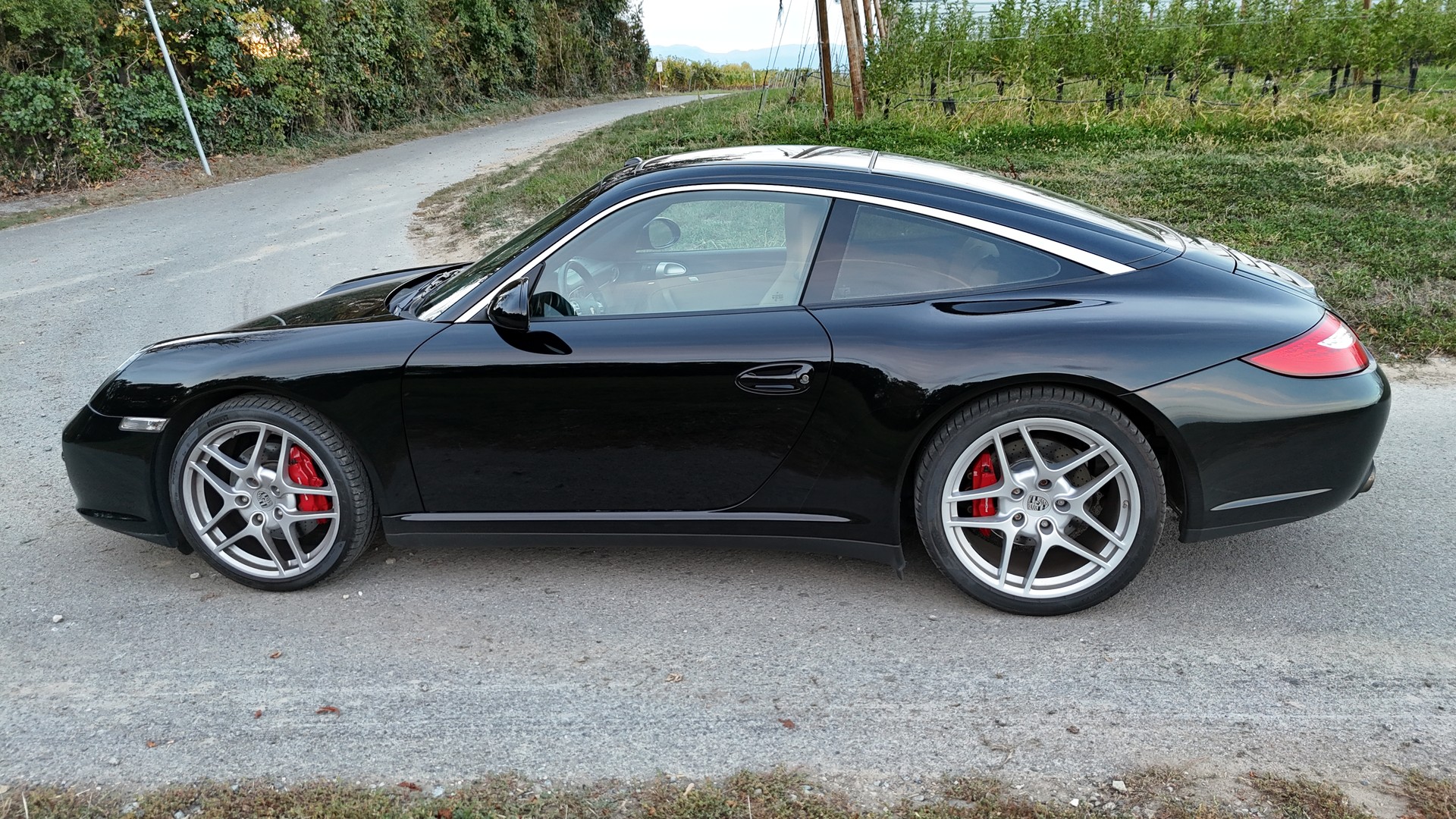 PORSCHE 911 TARGA 4S-image-1
