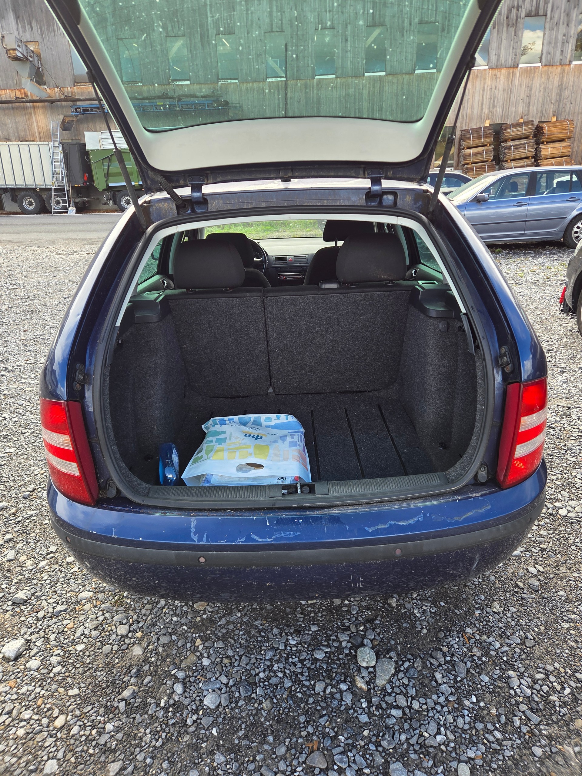 SKODA Fabia 2.0 Elegance-image-4