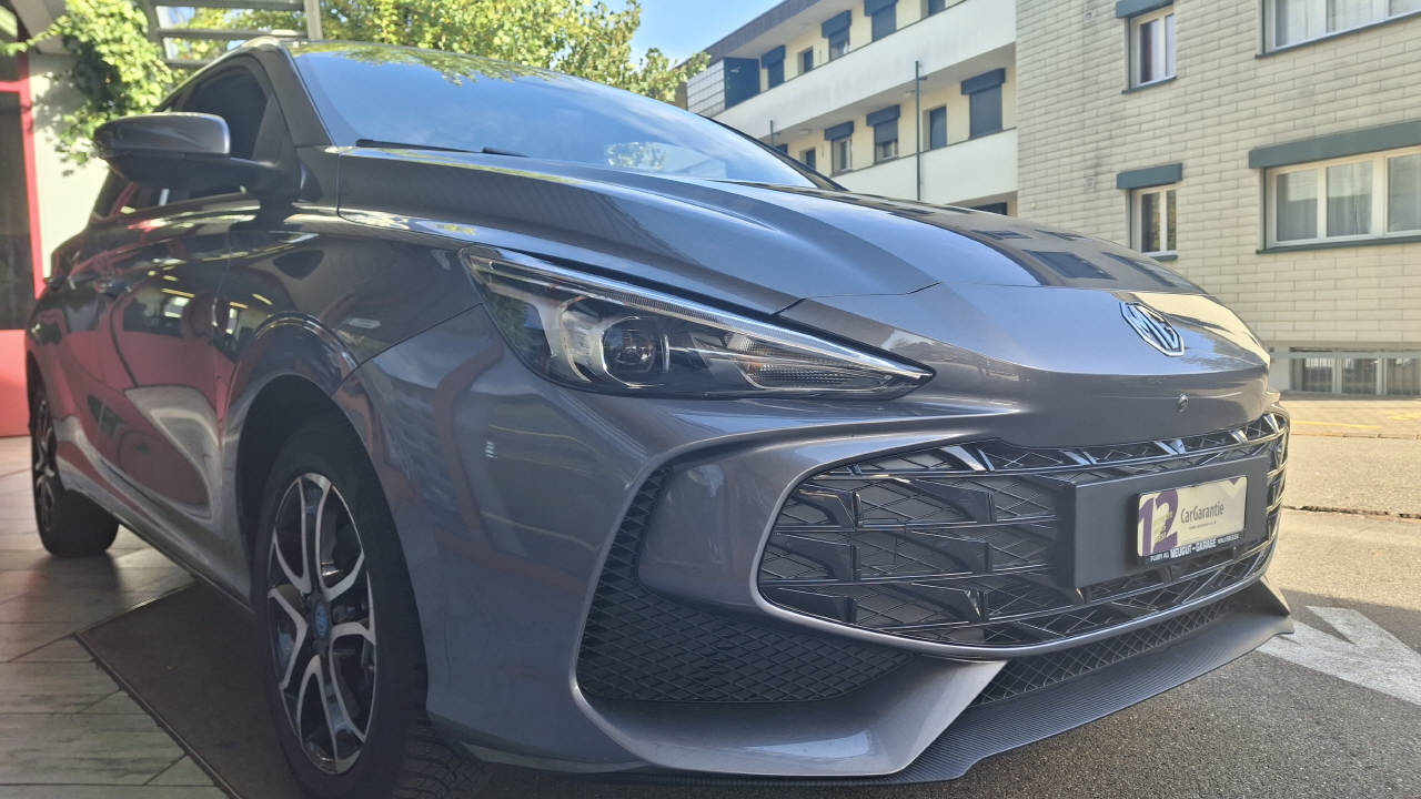 MG 3 1.5 Hybrid Luxury-image-2