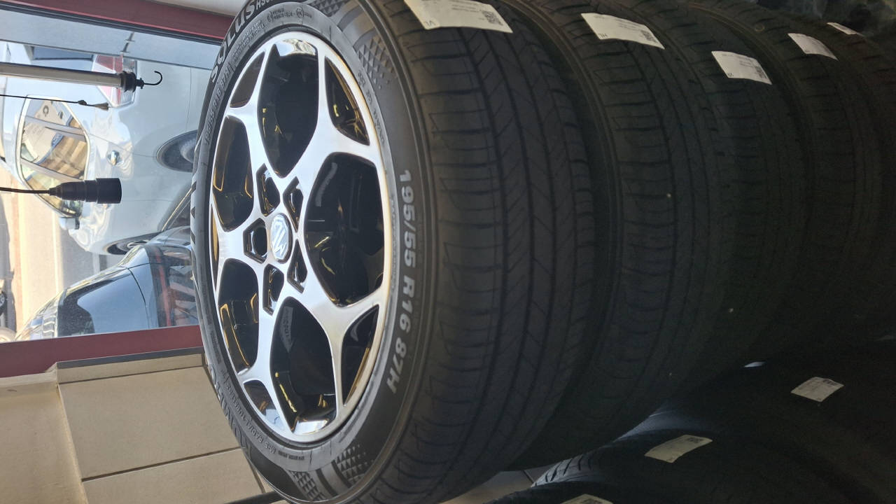 MG 3 1.5 Hybrid Luxury-image-15