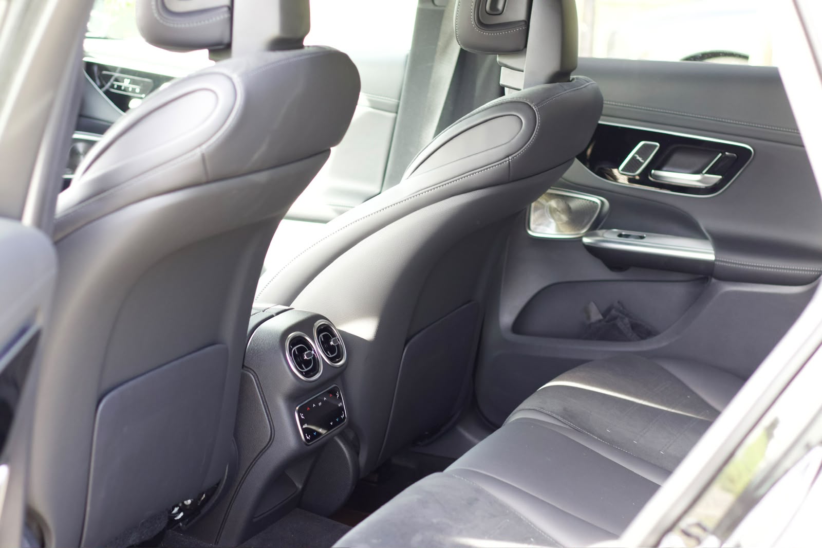 MERCEDES-BENZ GLC 450 d AMG Line 4matic-image-4
