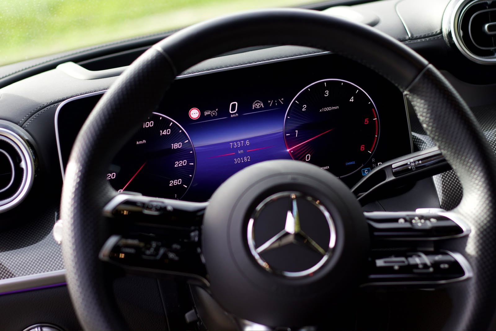 MERCEDES-BENZ GLC 450 d AMG Line 4matic-image-5