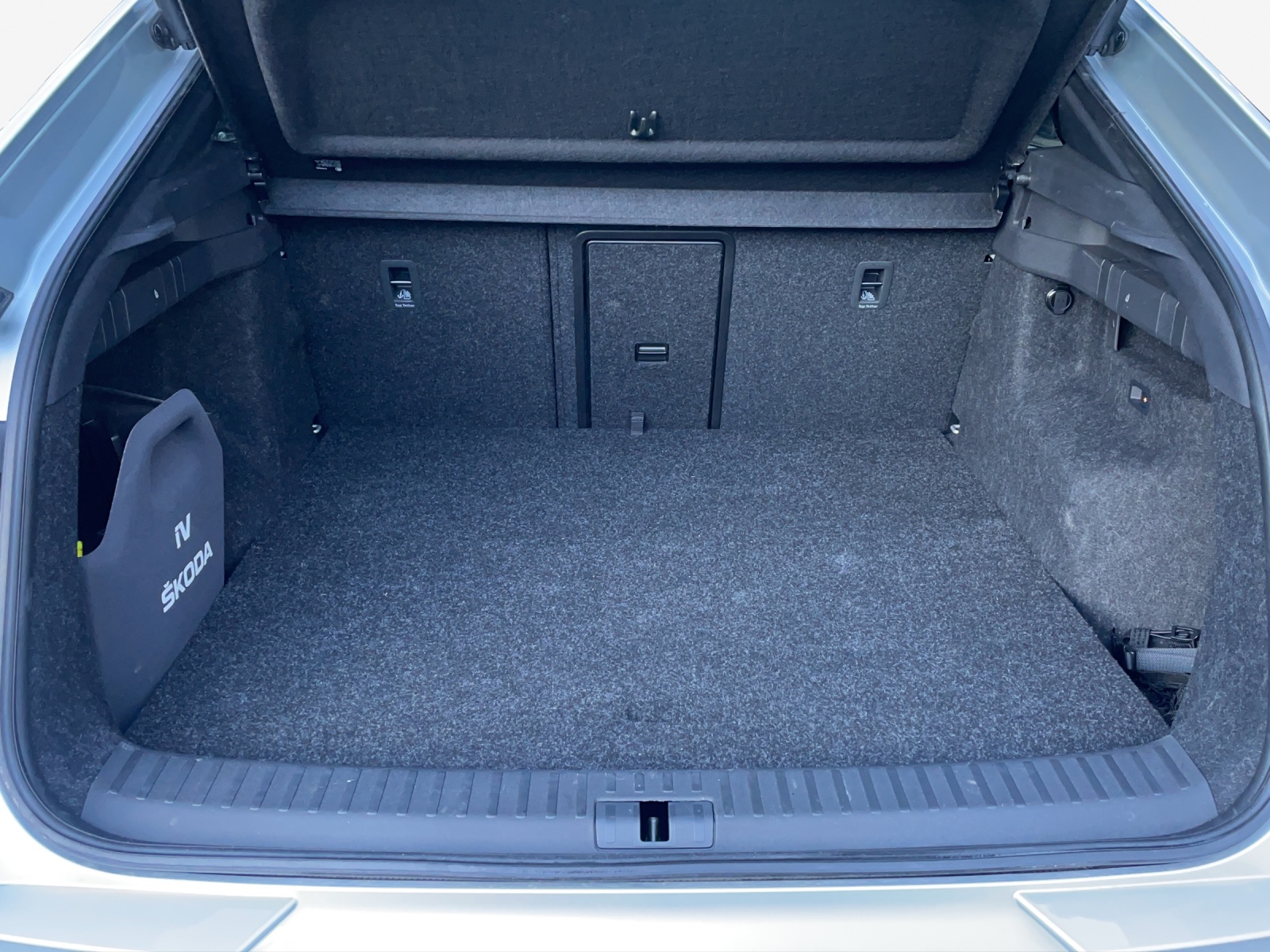 SKODA Enyaq Coupé RS iV 80 4x4-image-9
