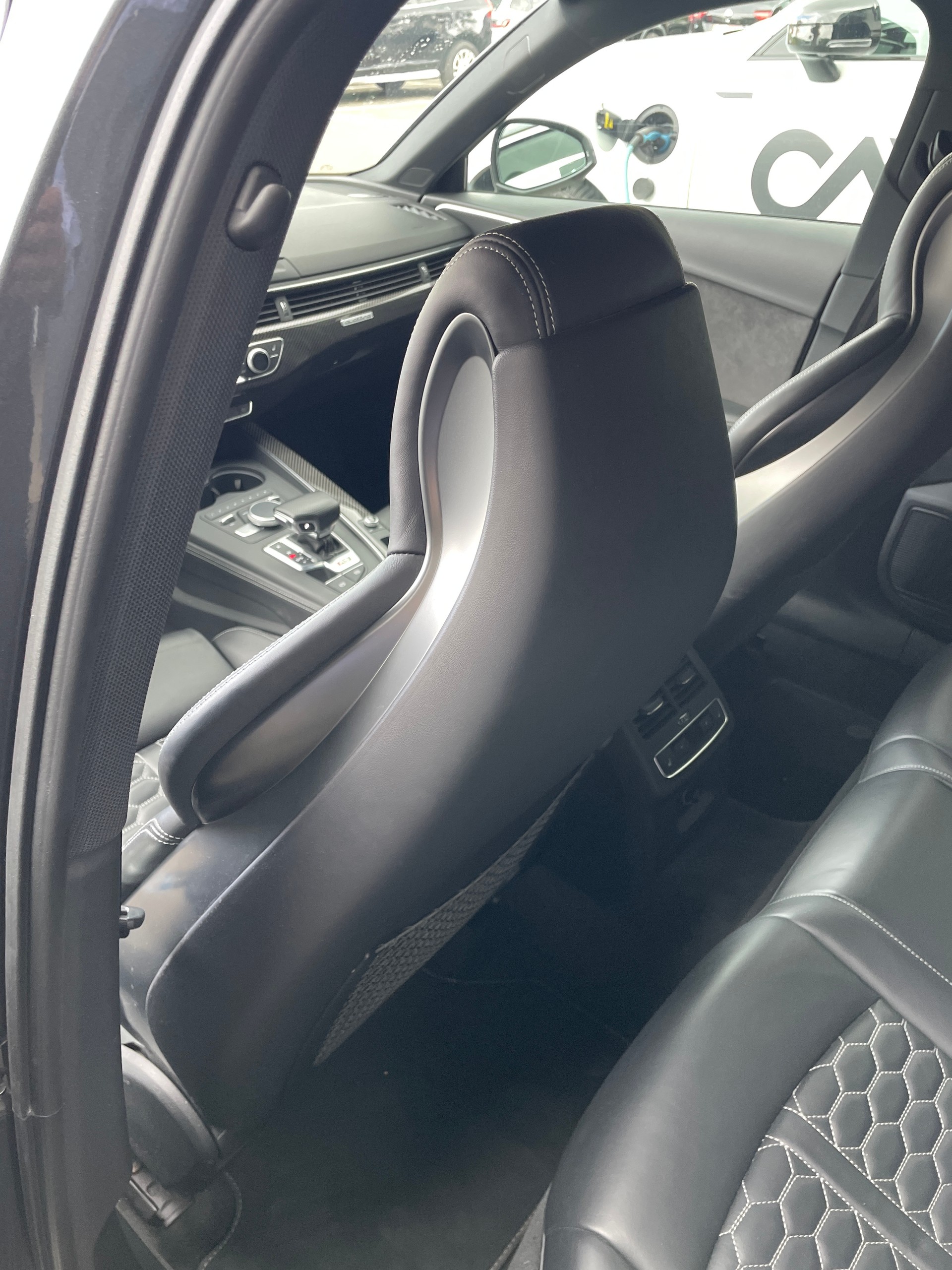AUDI RS4 Avant 2.9 TFSI quattro / CH-Fahrzeug-image-25