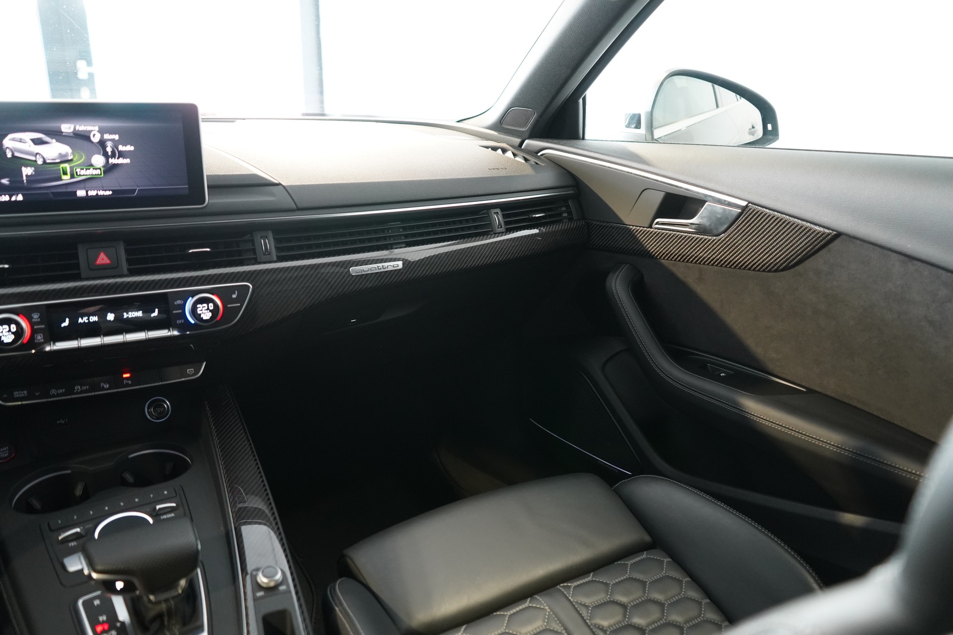 AUDI RS4 Avant 2.9 TFSI quattro / CH-Fahrzeug-image-10