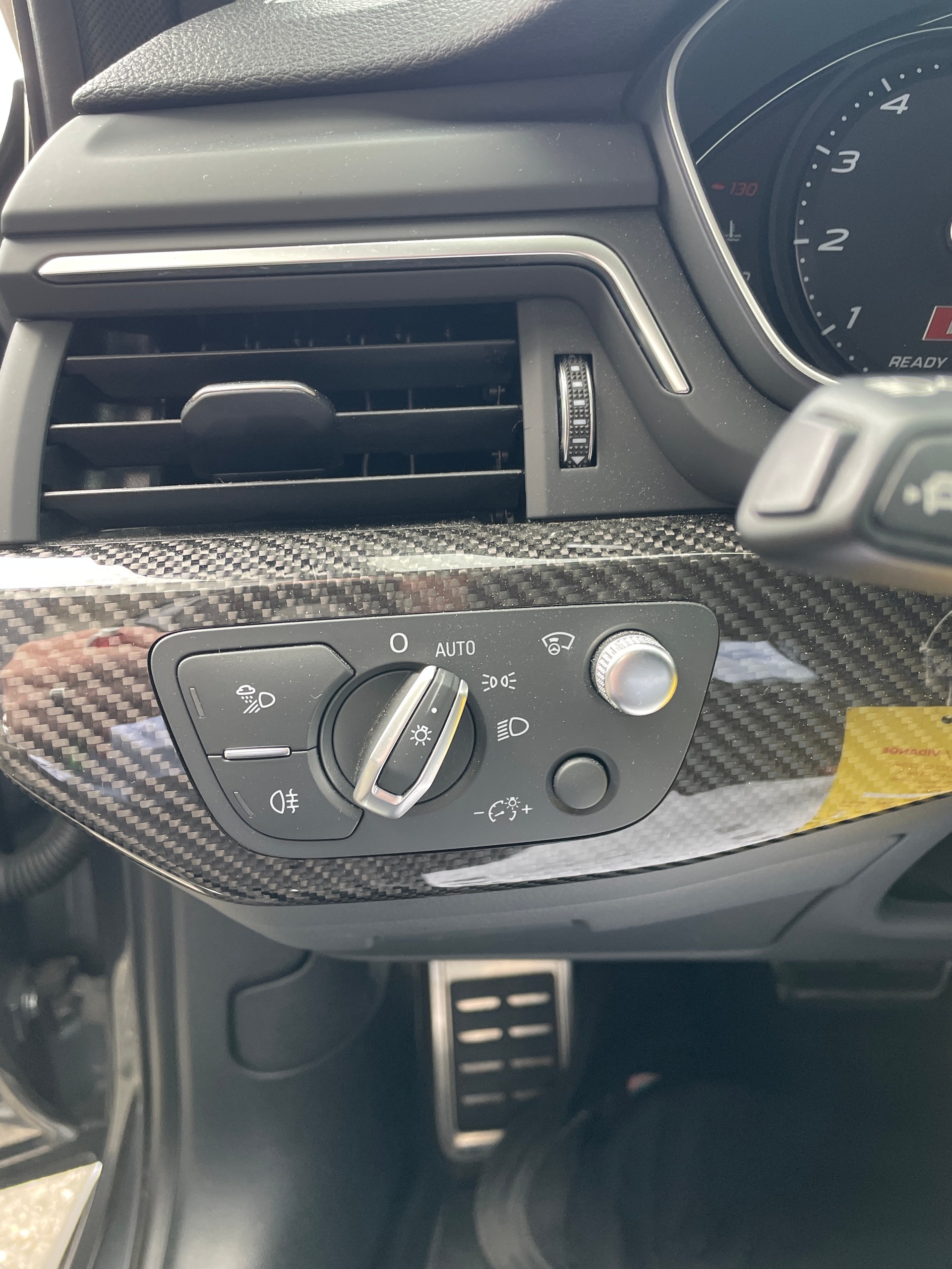 AUDI RS4 Avant 2.9 TFSI quattro / CH-Fahrzeug-image-21