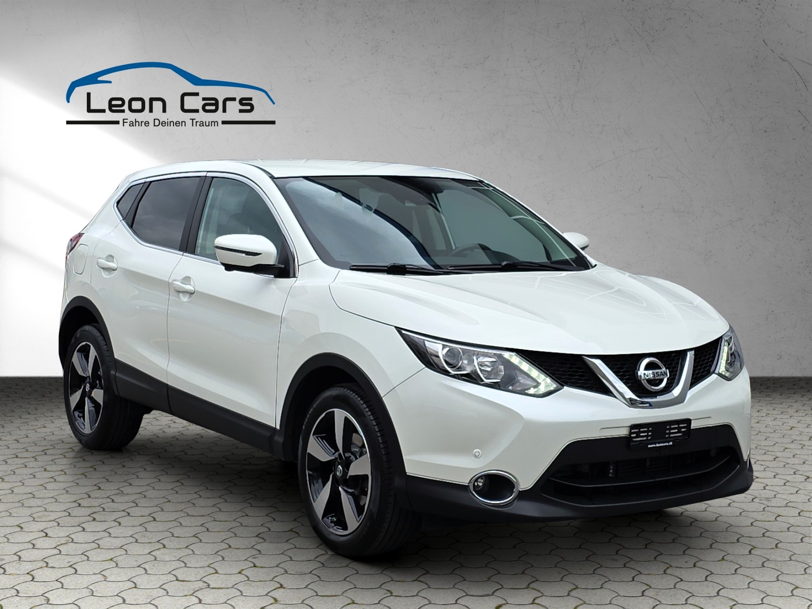 NISSAN Qashqai 1.2 DIG-T 360° Xtronic CVT-image-1