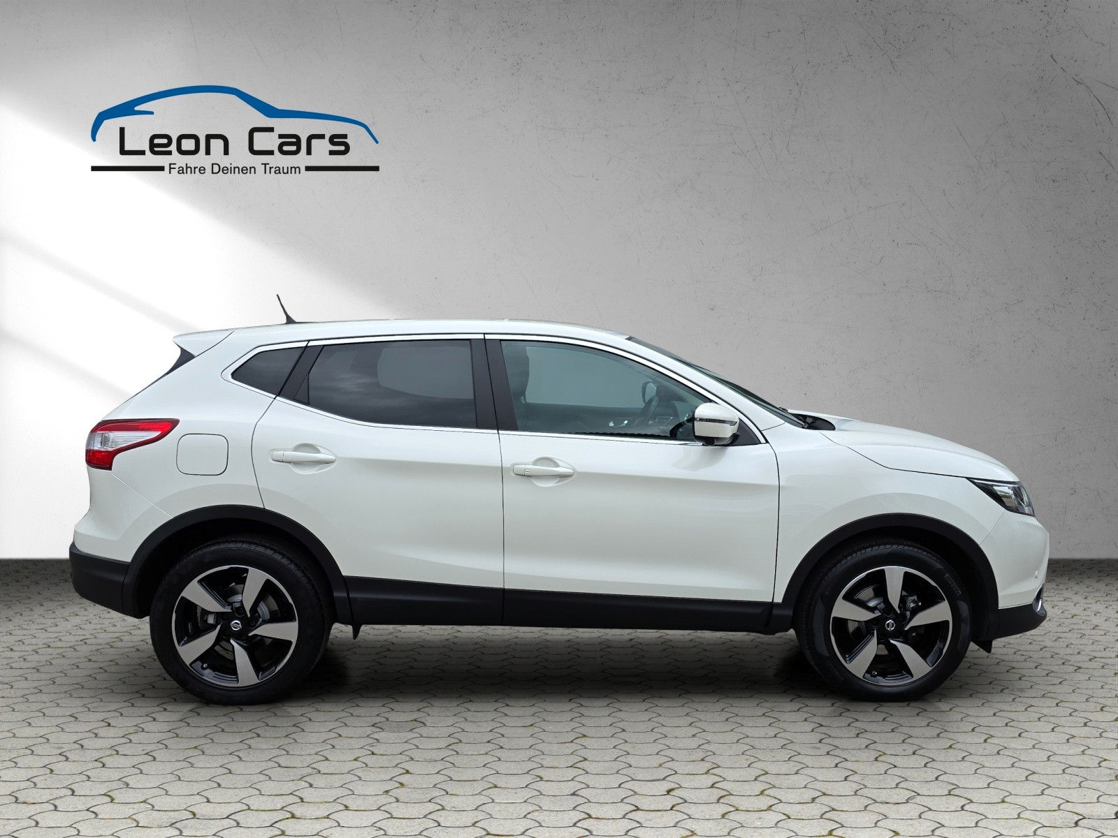 NISSAN Qashqai 1.2 DIG-T 360° Xtronic CVT-image-3