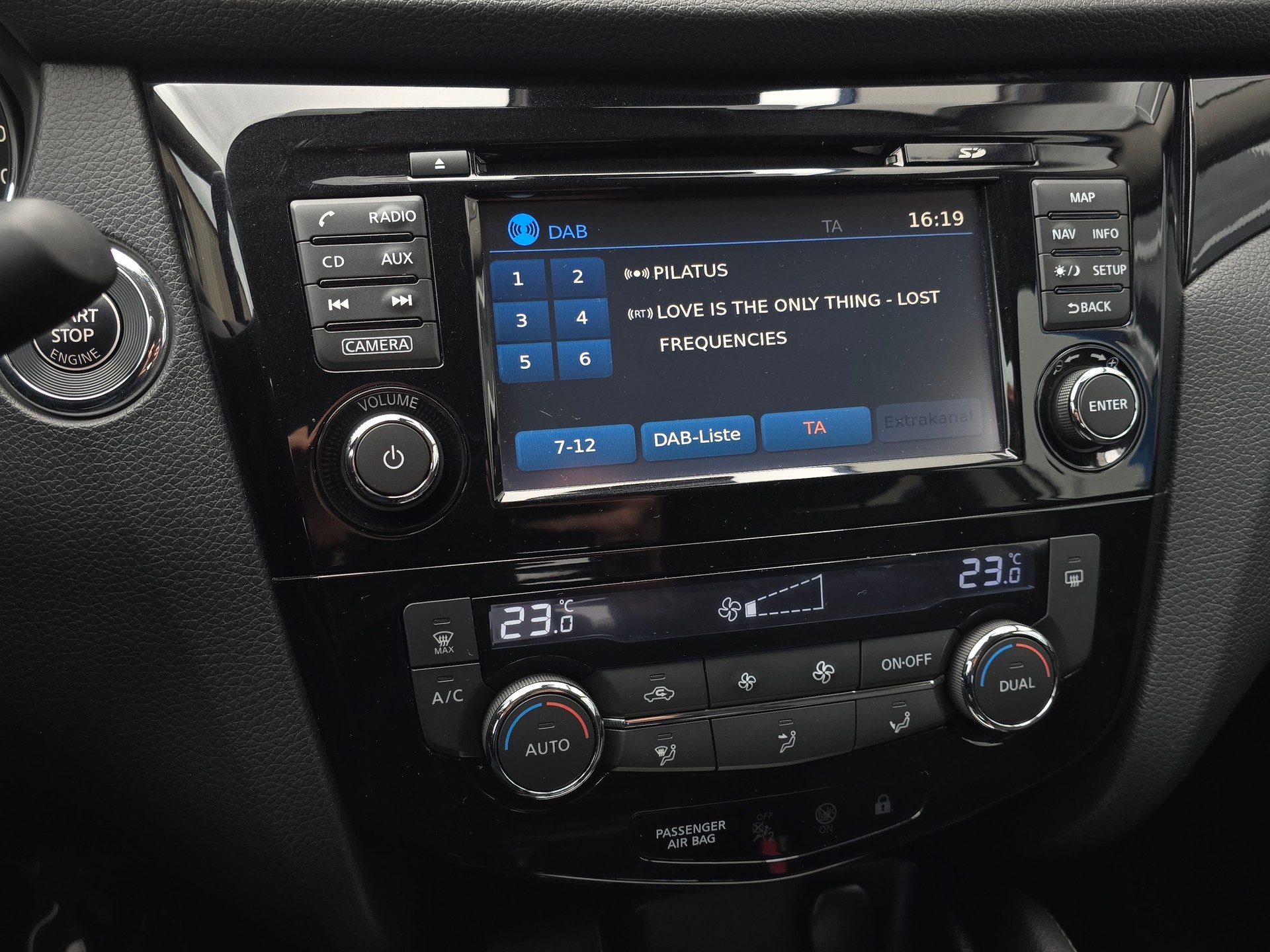 NISSAN Qashqai 1.2 DIG-T 360° Xtronic CVT-image-19
