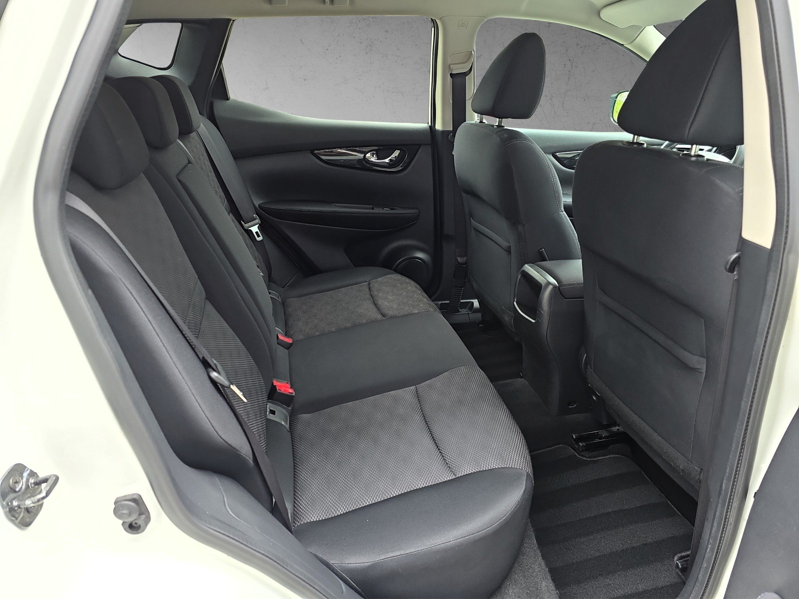 NISSAN Qashqai 1.2 DIG-T 360° Xtronic CVT-image-13