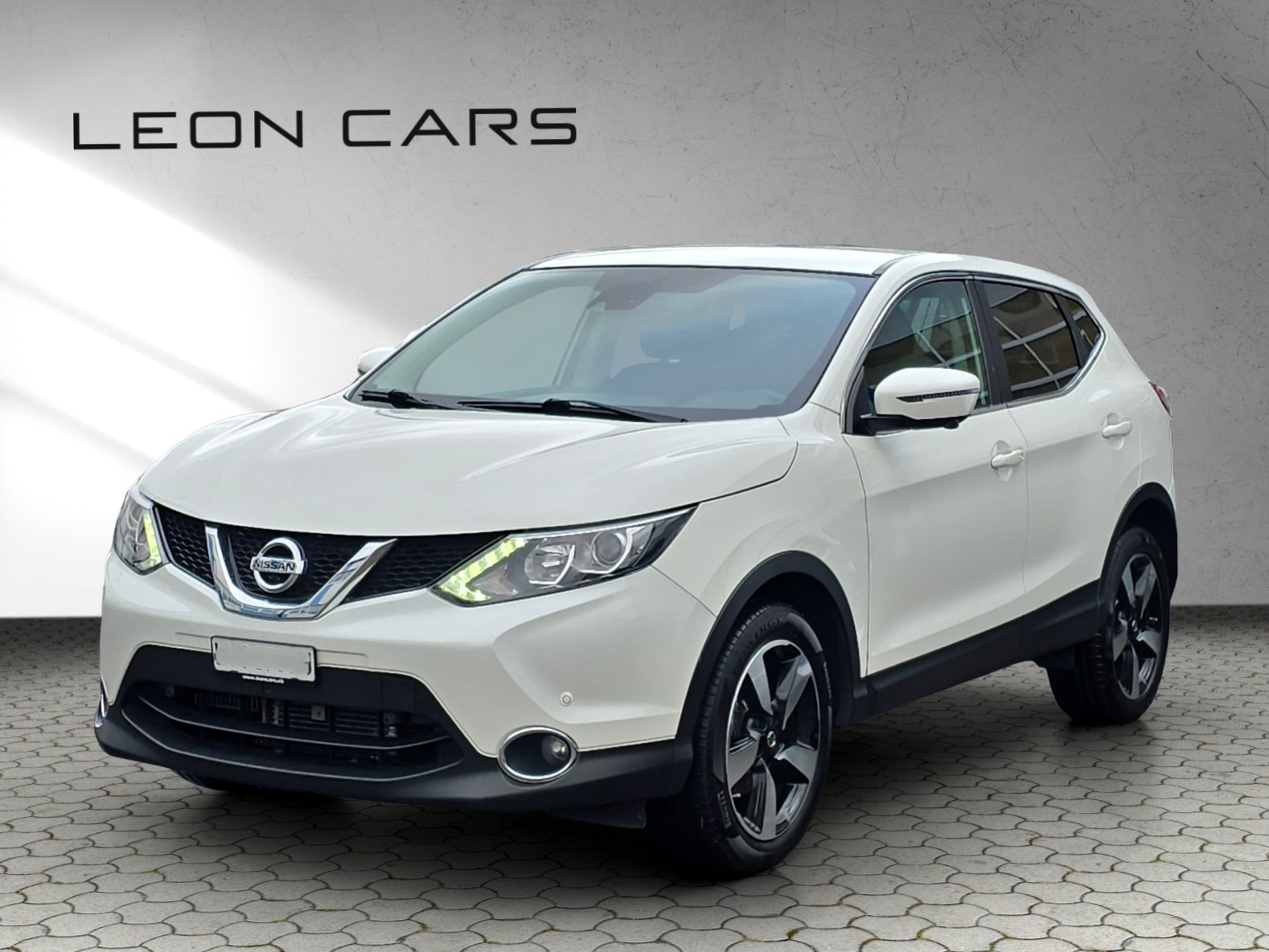 NISSAN Qashqai 1.2 DIG-T 360° Xtronic CVT-image-0
