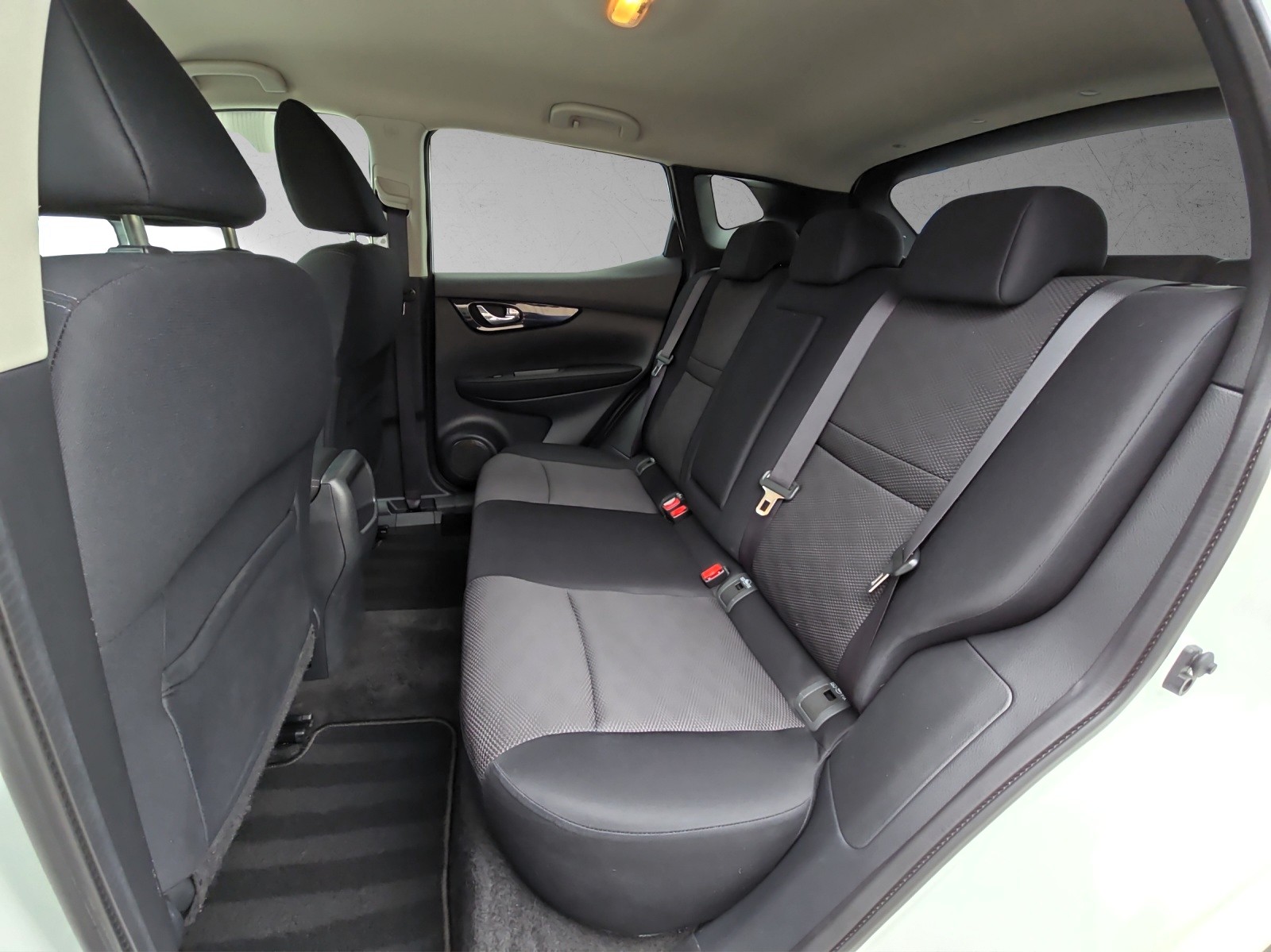 NISSAN Qashqai 1.2 DIG-T 360° Xtronic CVT-image-12