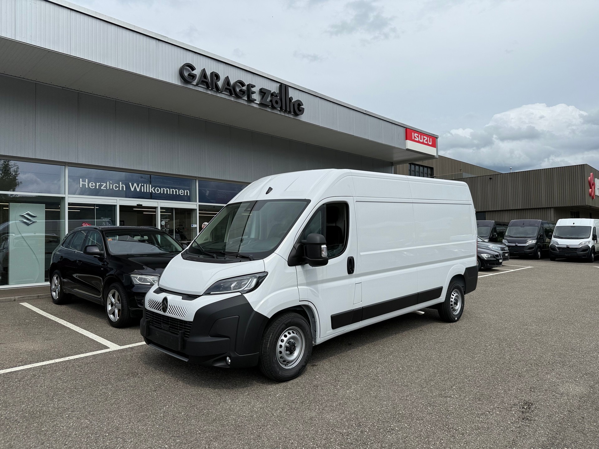 CITROEN Jumper L3H2 35 2.2 BHDI 180 PS AT8 Nebellampen Lederlenkrad. Alle Grössen verfügbar!
