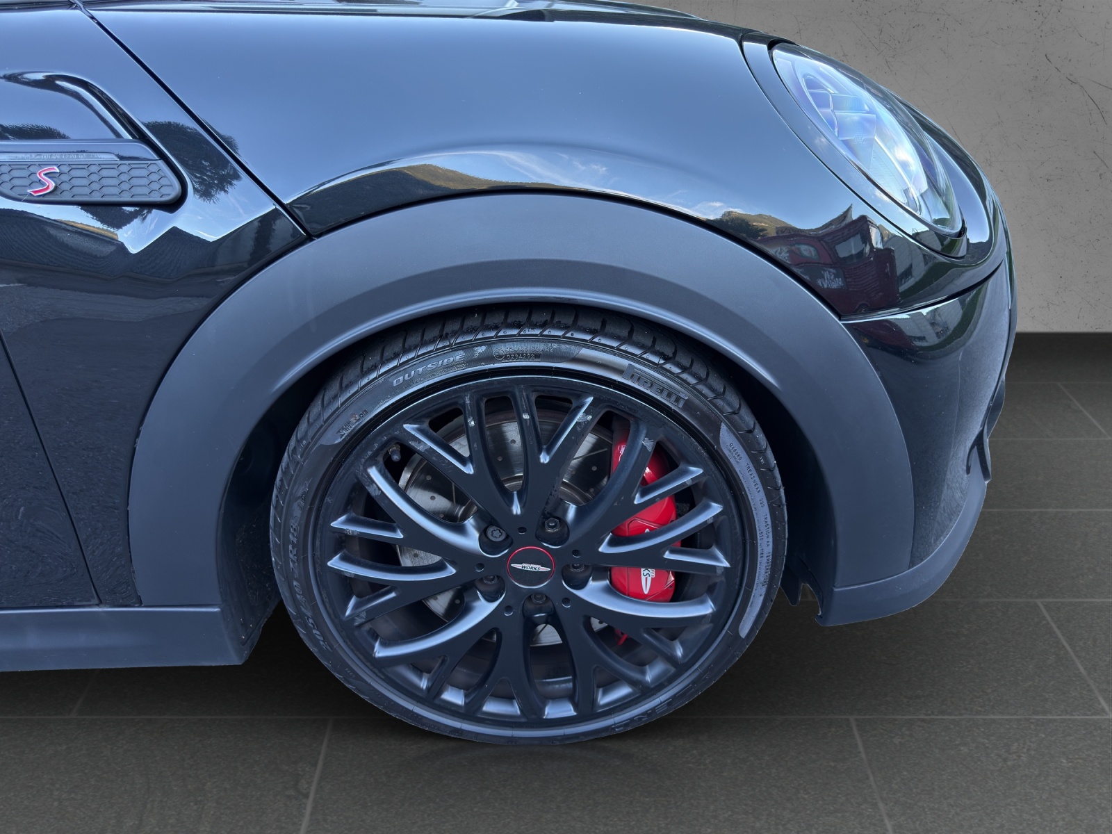 MINI Cooper S - Edition JCW-image-9
