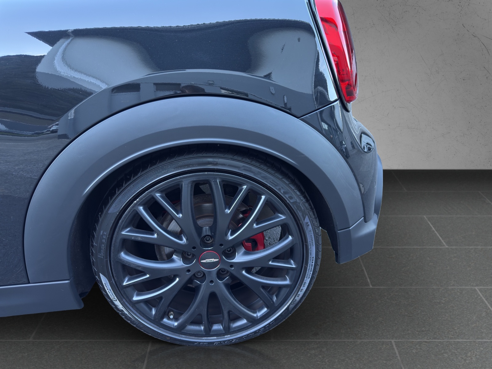 MINI Cooper S - Edition JCW-image-11