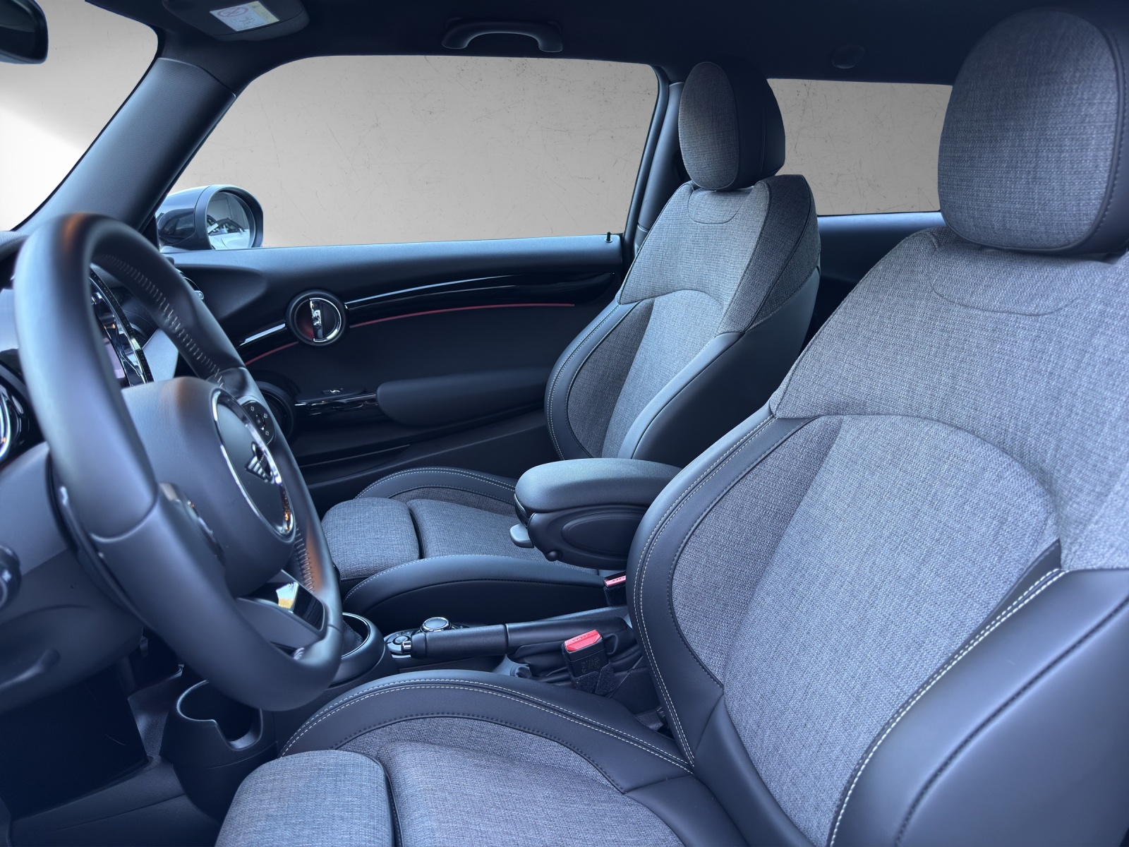 MINI Cooper S - Edition JCW-image-15