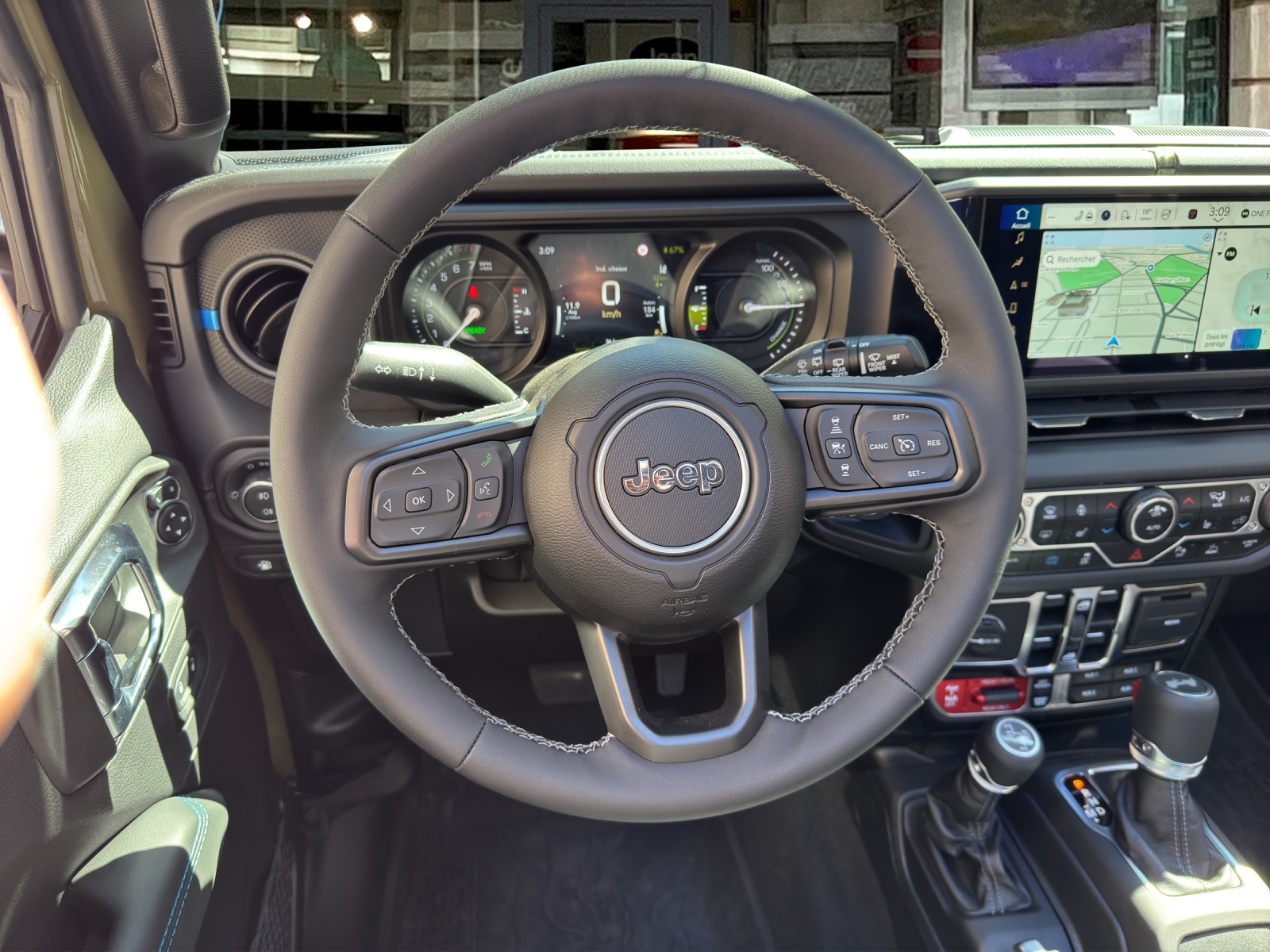 JEEP Wrangler 2.0 PHEV Unlimited Rubicon Automatic Soft Top-image-9