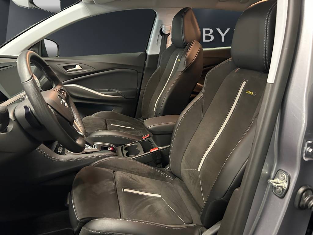 OPEL Grandland 1.6 Hybrid4 GSe Automatik-image-7