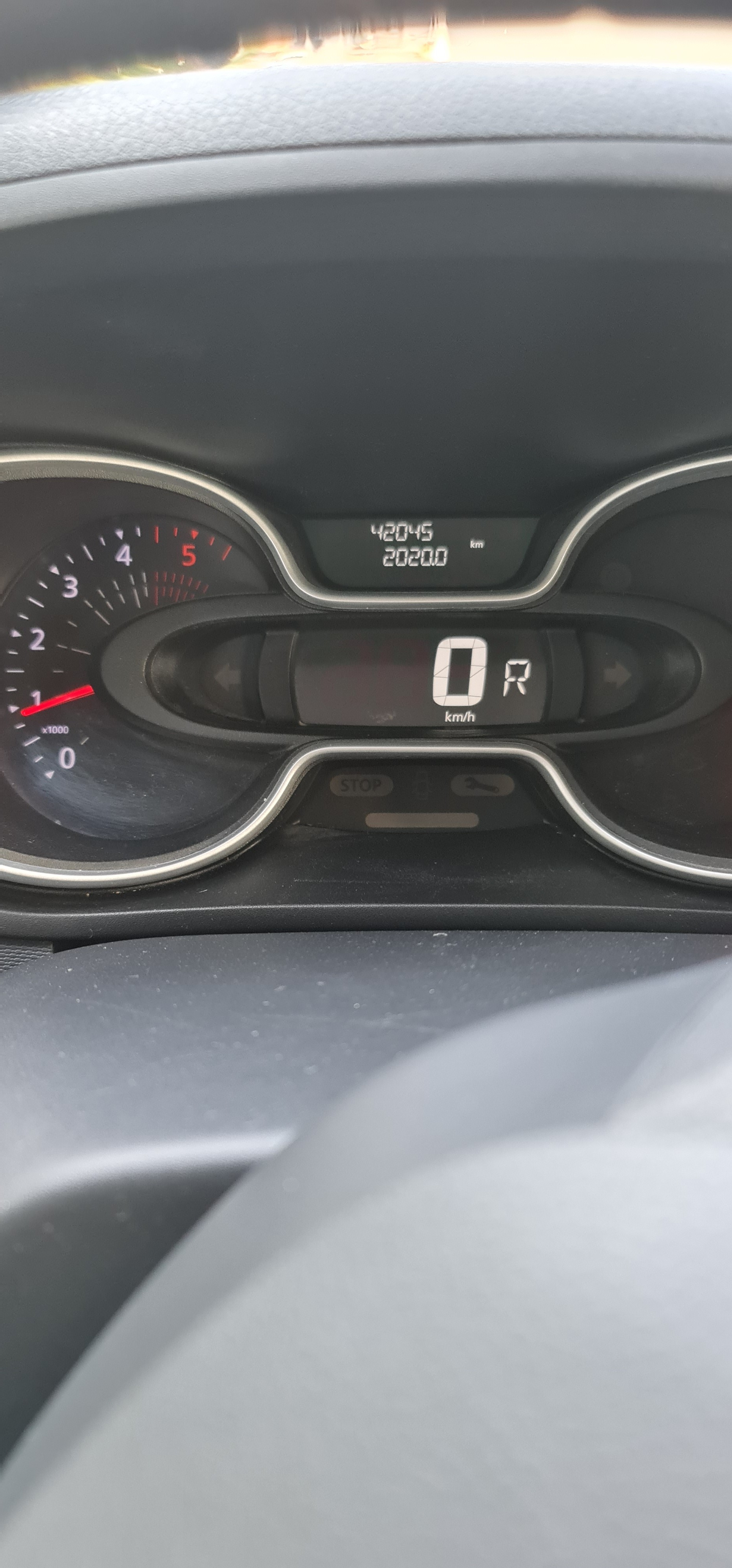 RENAULT Trafic 2.0 ENERGY dCi170 EDC 3.0t Business L2H1 A-image-4