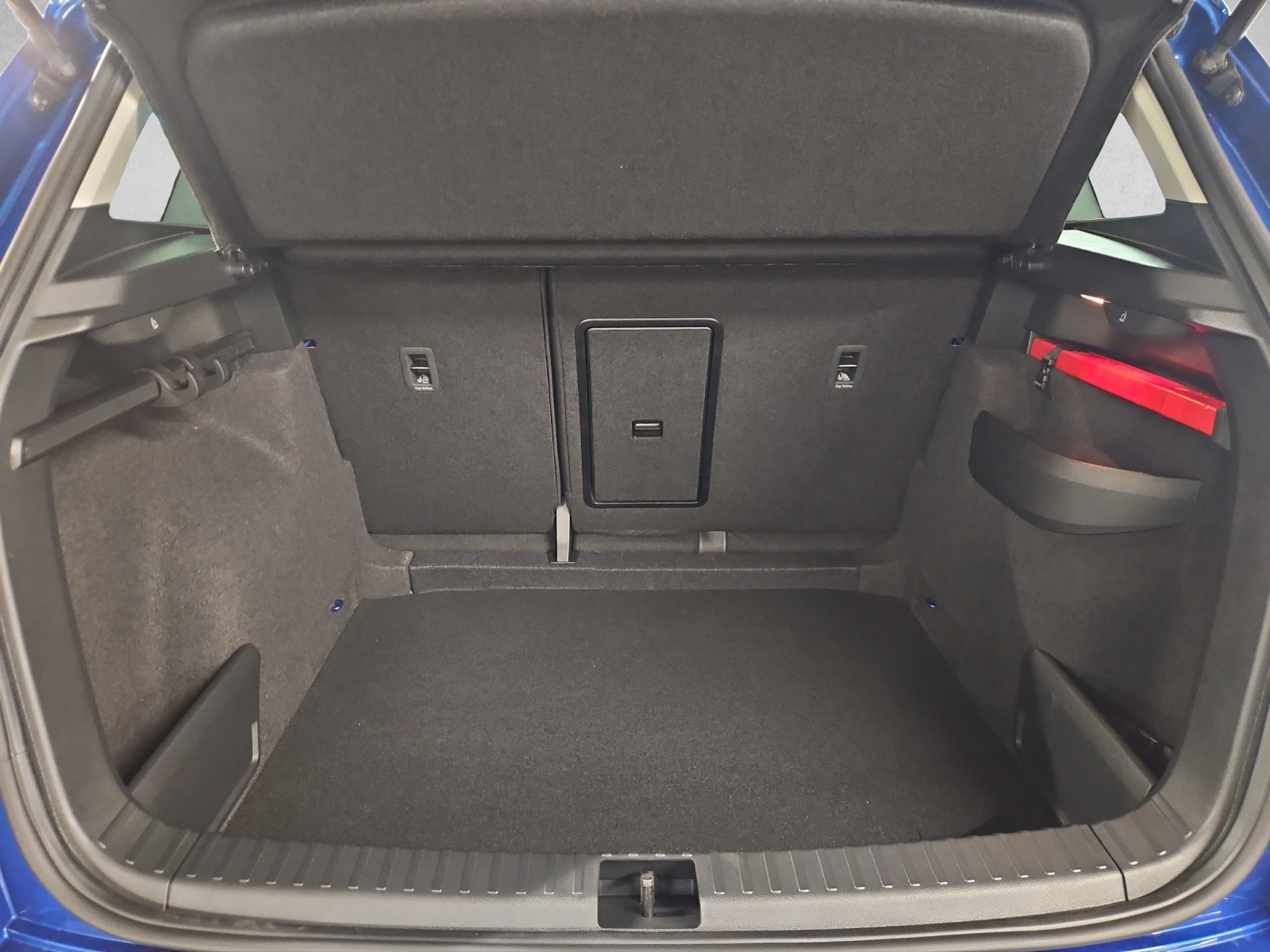 SKODA Karoq 1.0 TSI Selection-image-10