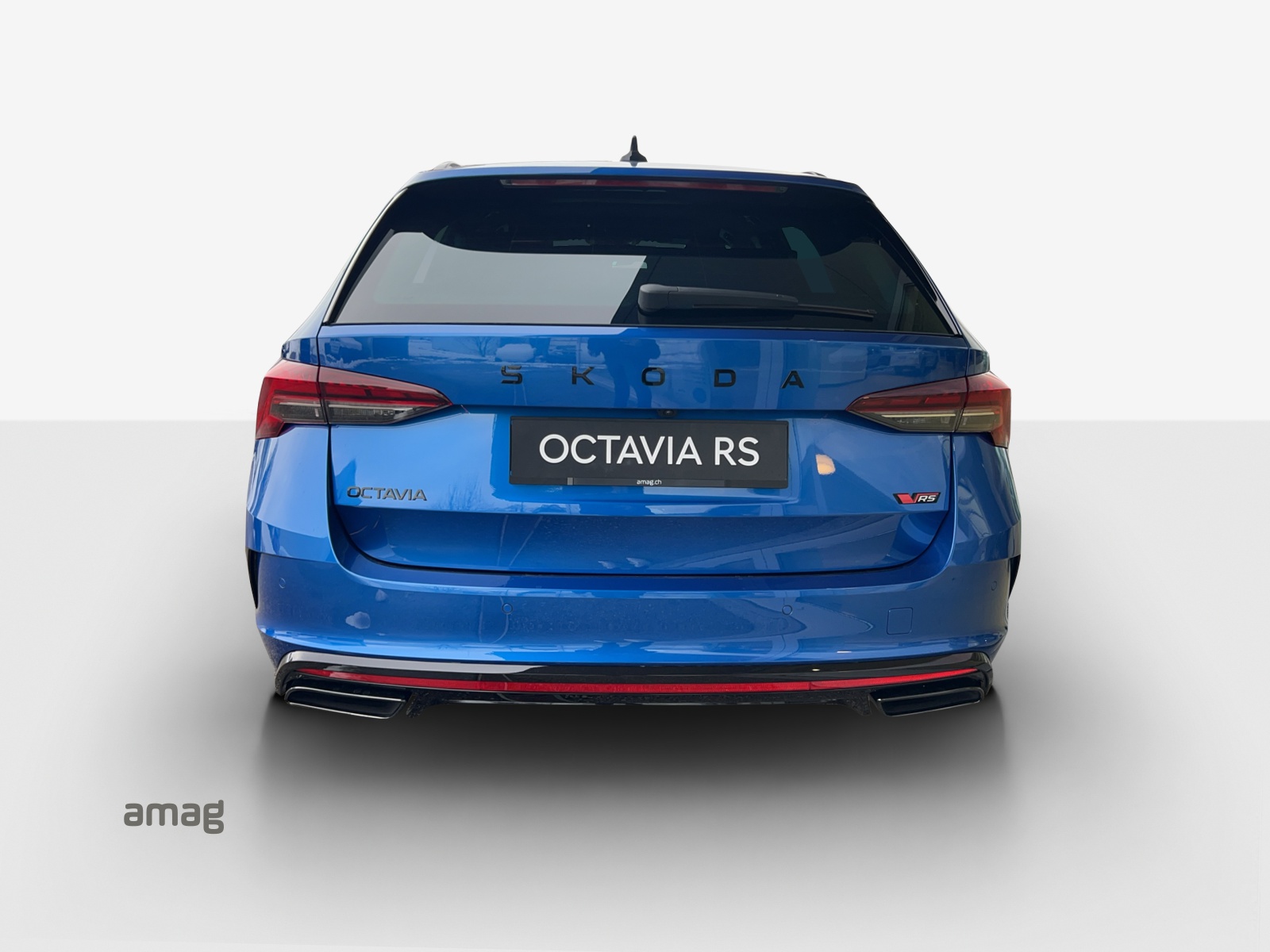 SKODA Octavia Combi 2.0 TSI DSG RS-image-3