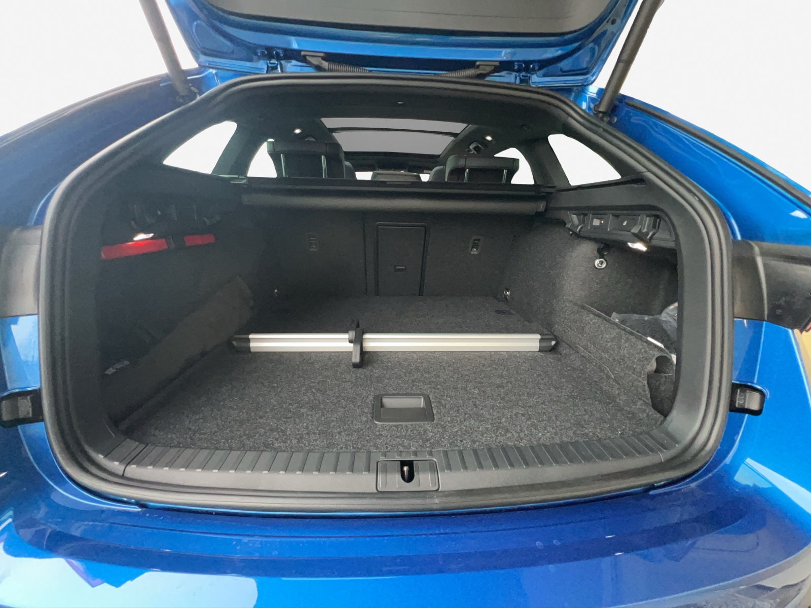 SKODA Octavia Combi 2.0 TSI DSG RS-image-12