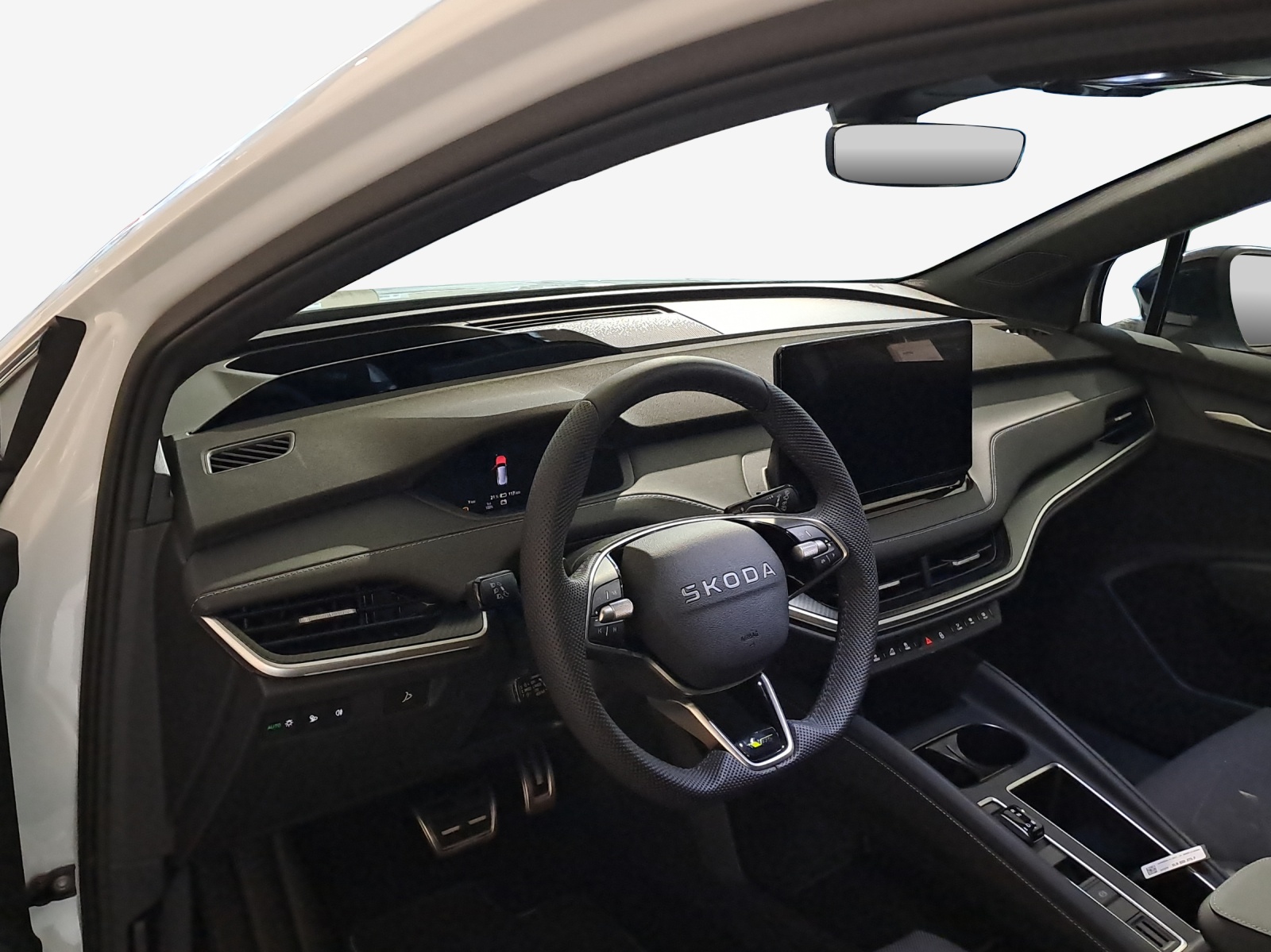 SKODA Enyaq 4x4 RS-image-7