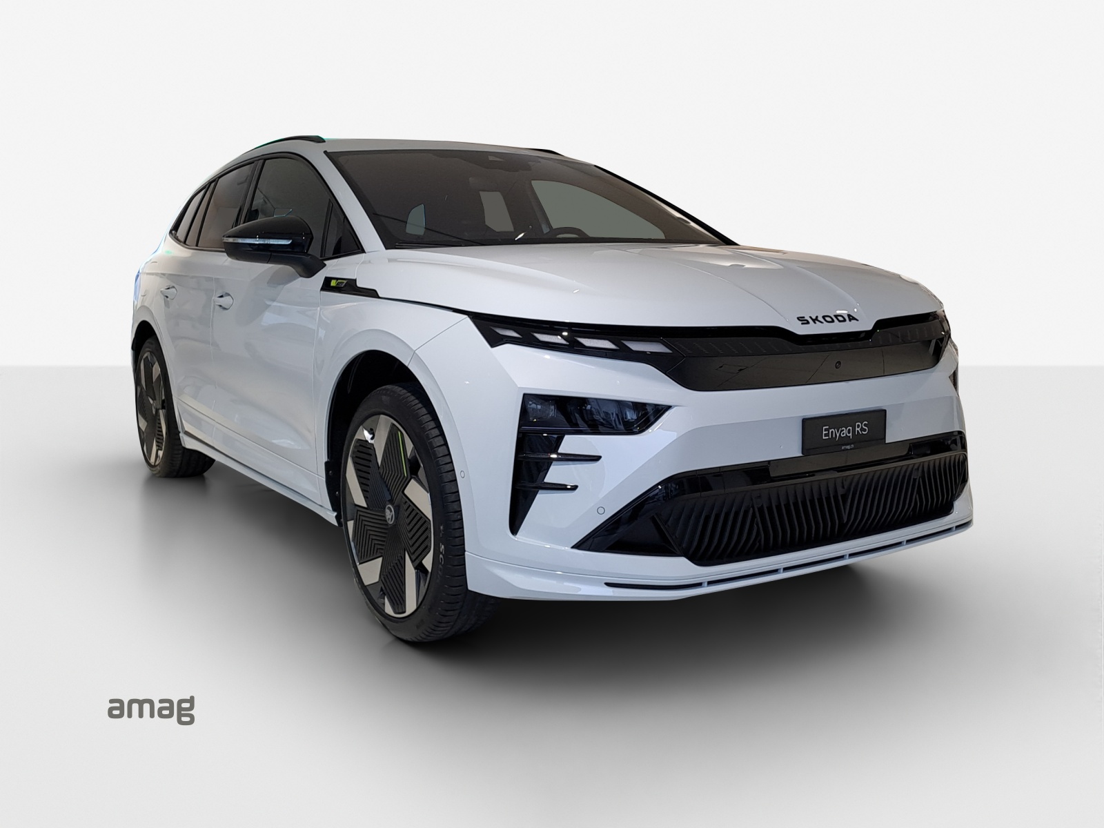 SKODA Enyaq 4x4 RS-image-5