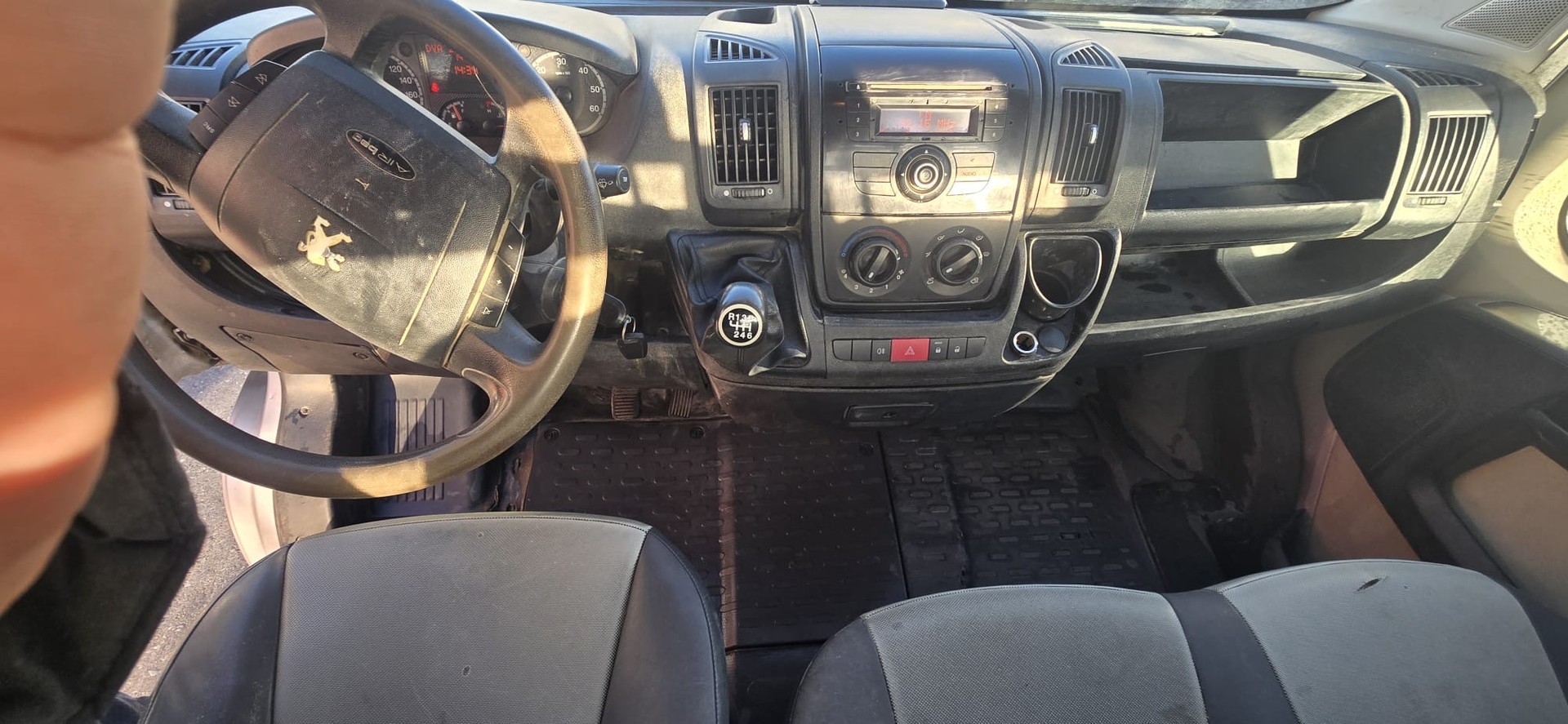PEUGEOT Boxer 3.0 HDI 335 L2-image-5