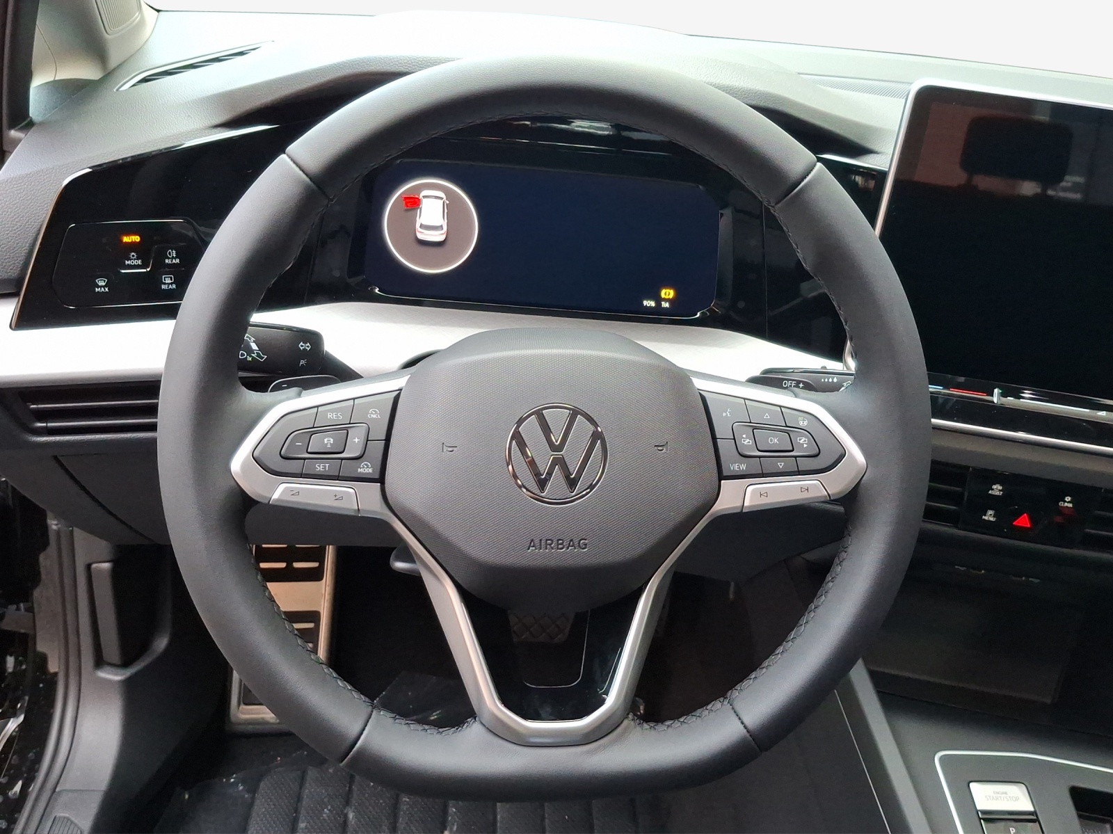 VW Golf 1.5 e TSI mHEV Basis DSG-image-9