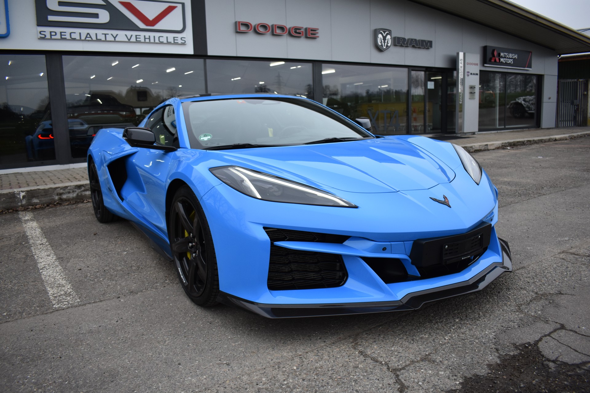CHEVROLET Corvette C8 E-Ray-image-3