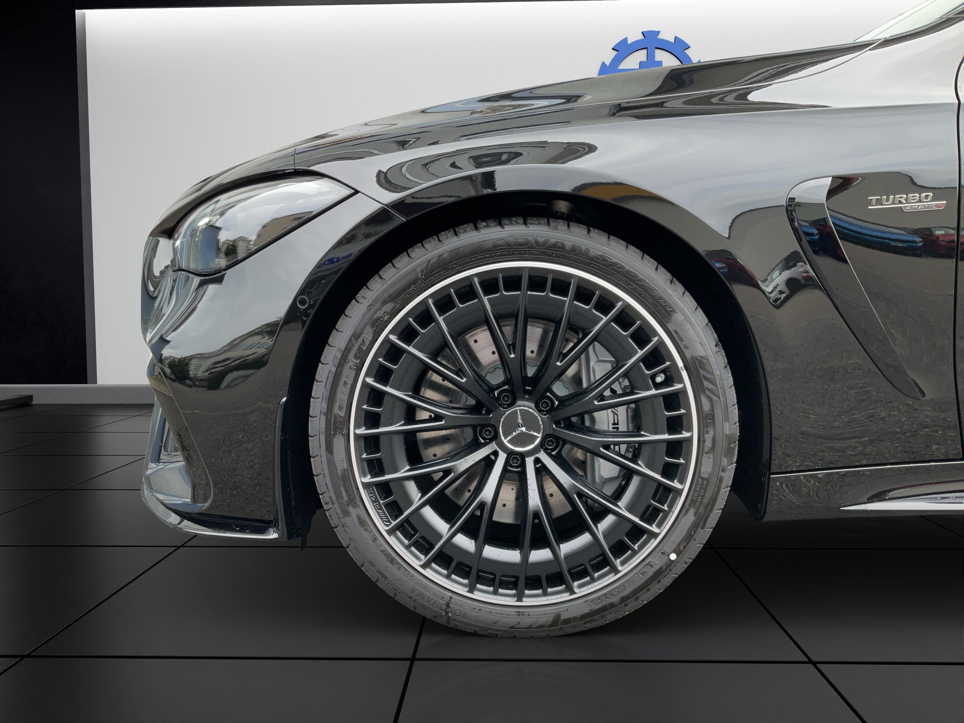 MERCEDES-BENZ AMG CLE 53 4MATIC+ Cabriolet-image-10