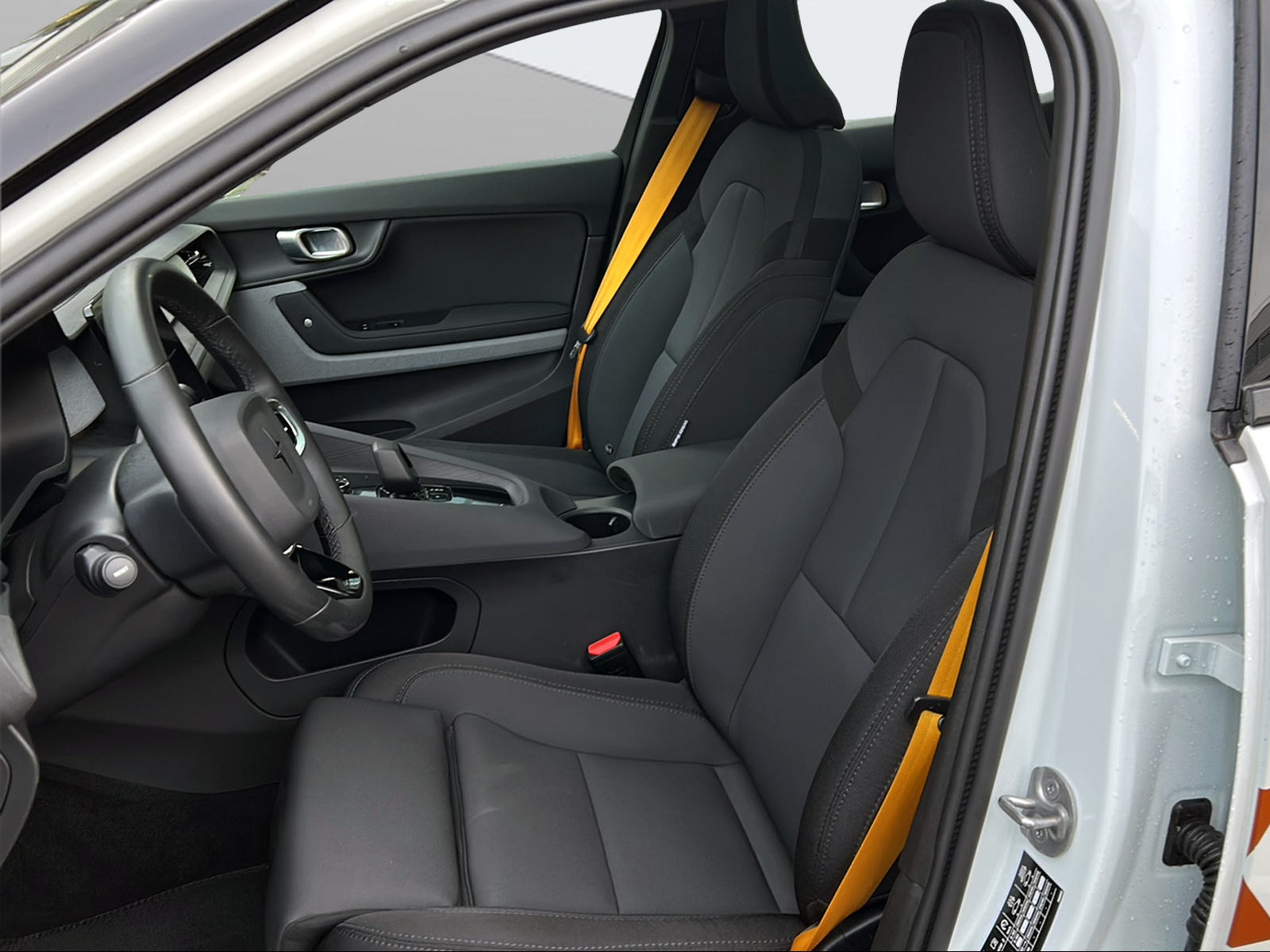 POLESTAR Polestar 2 Long Range Dual Performance 78 kWh MY23-image-6