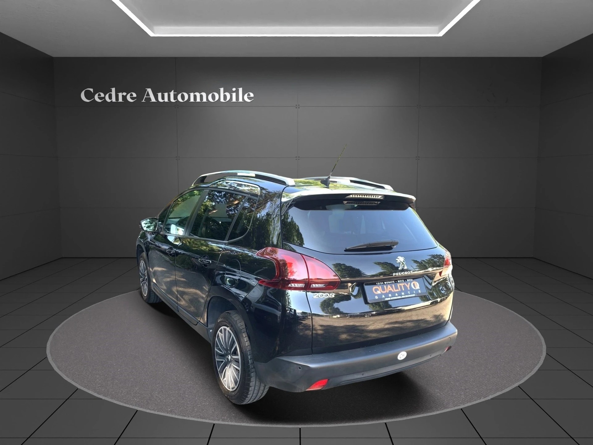 PEUGEOT 2008 1.2 PureTech Active-image-3