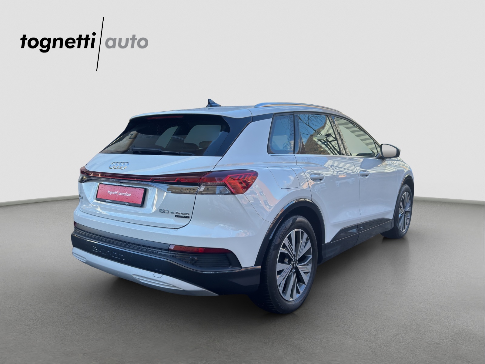 AUDI Q4 e-tron 50 quattro-image-3