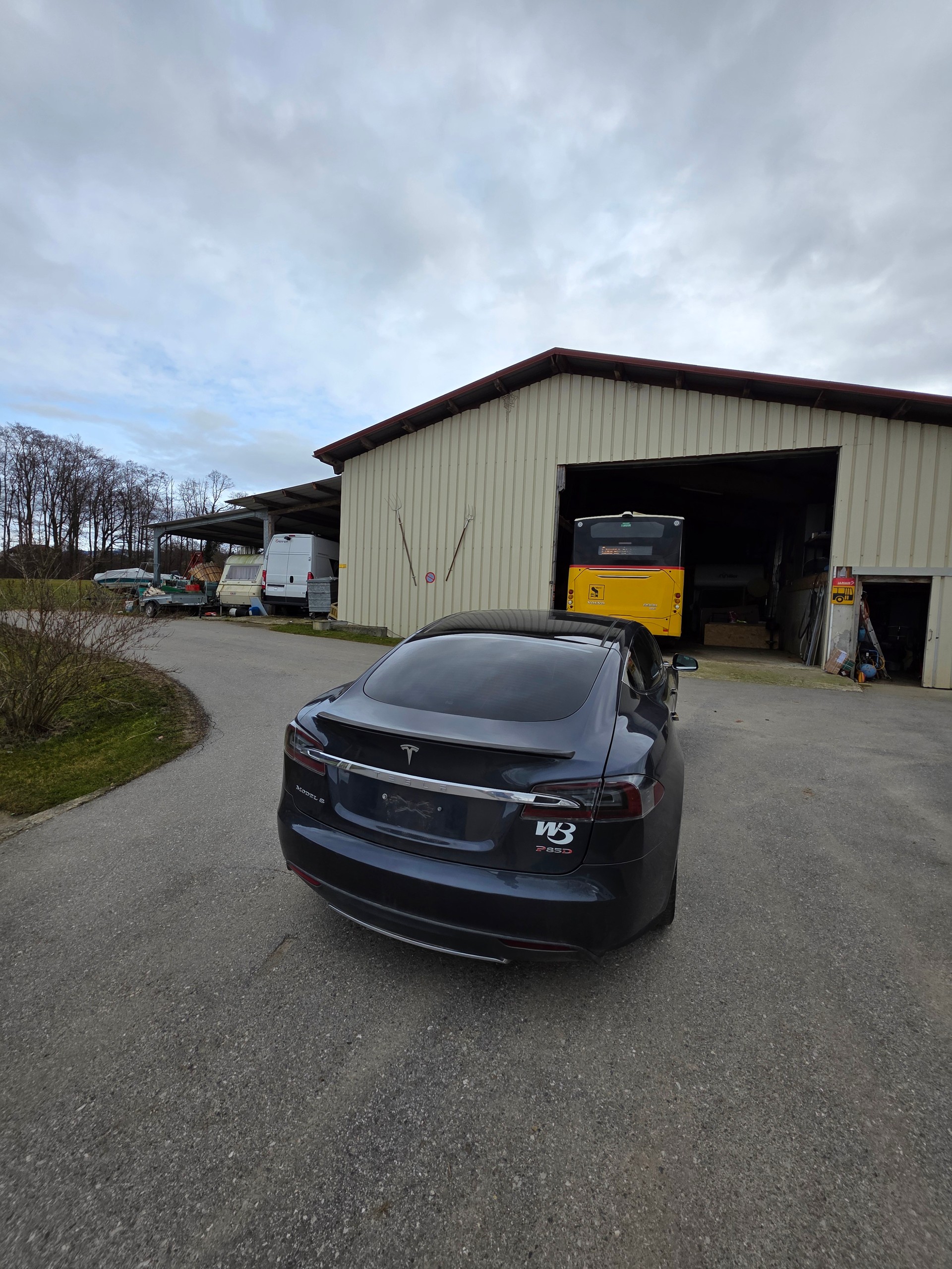 TESLA Model s 85D Performance-image-1