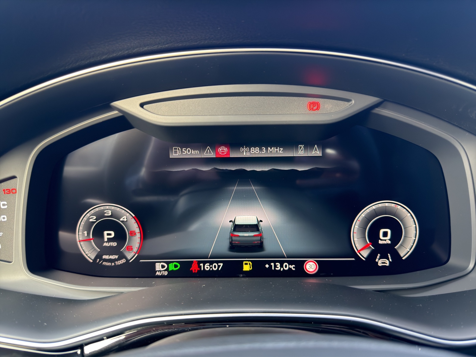 AUDI Q7 SUV TDI quattro 210 kW S Line tiptronic-image-11