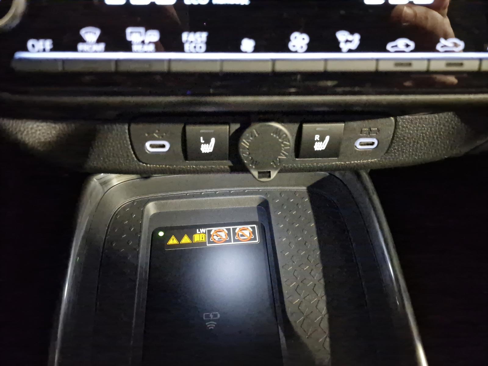 TOYOTA Aygo X 1.5 VVT-i HSD GR Sport-image-13