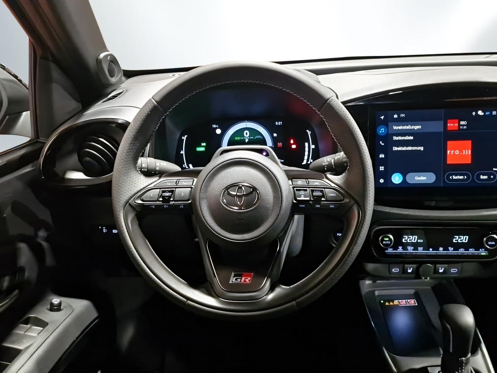 TOYOTA Aygo X 1.5 VVT-i HSD GR Sport-image-10