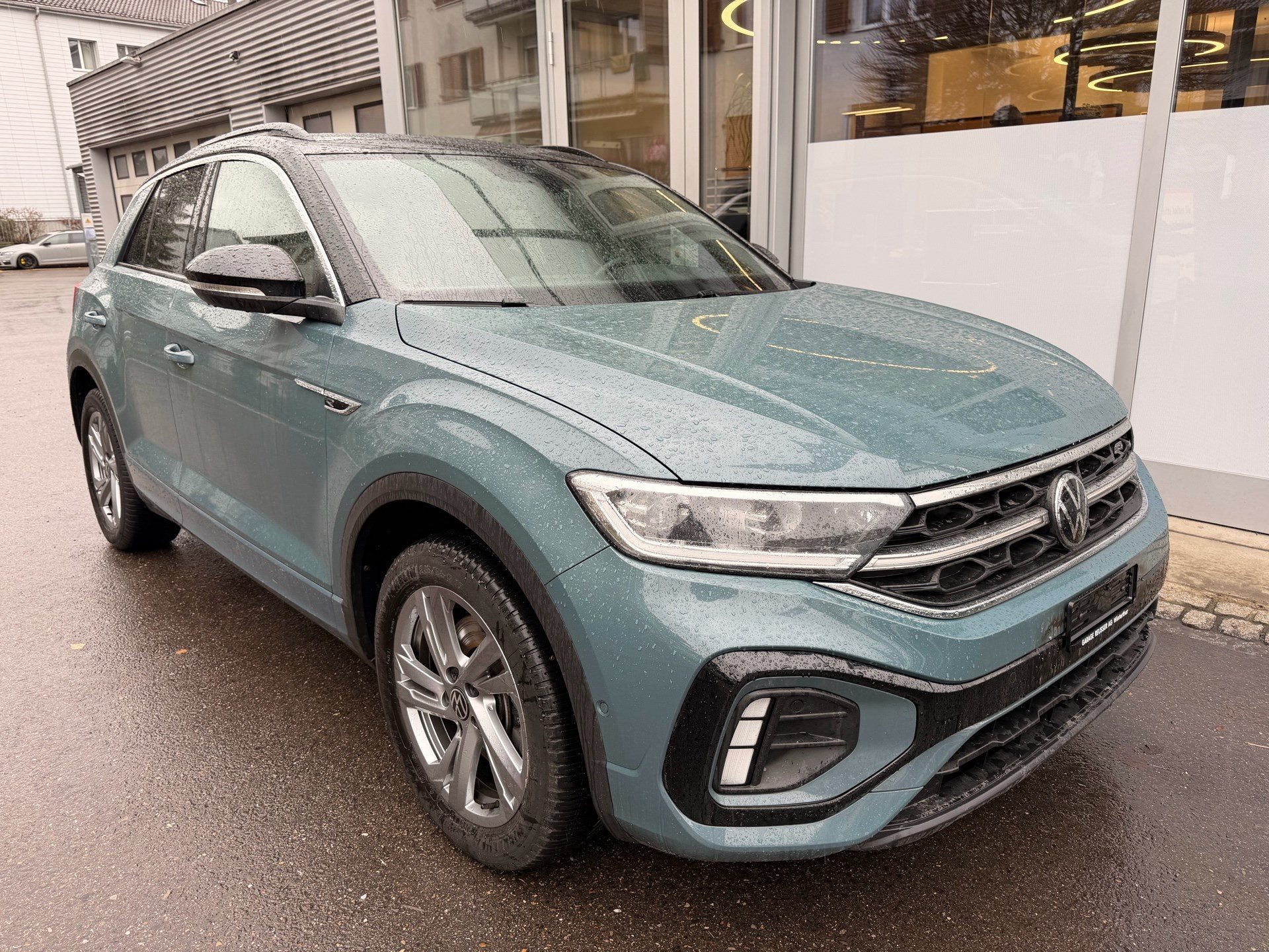 VW T-Roc R-Line 4Motion *** ABSOLUTE TOP AUSSTATTUNG ***-image-2