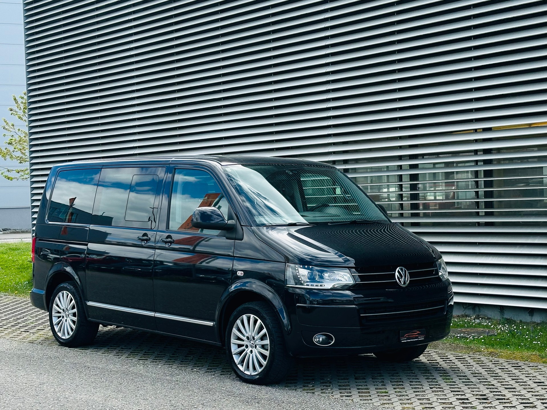 VW T5 Multivan 2.0 Bi-TDI CR Highline 4Motion DSG-image-1