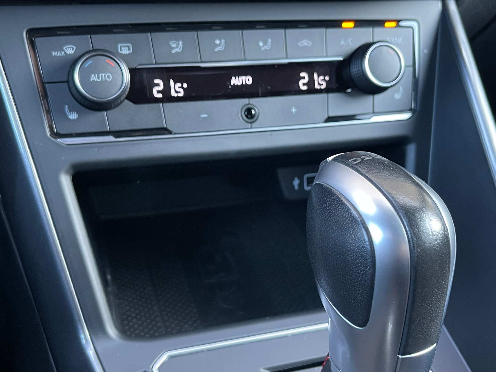 VW Polo 2.0 TSI GTI DSG-image-15