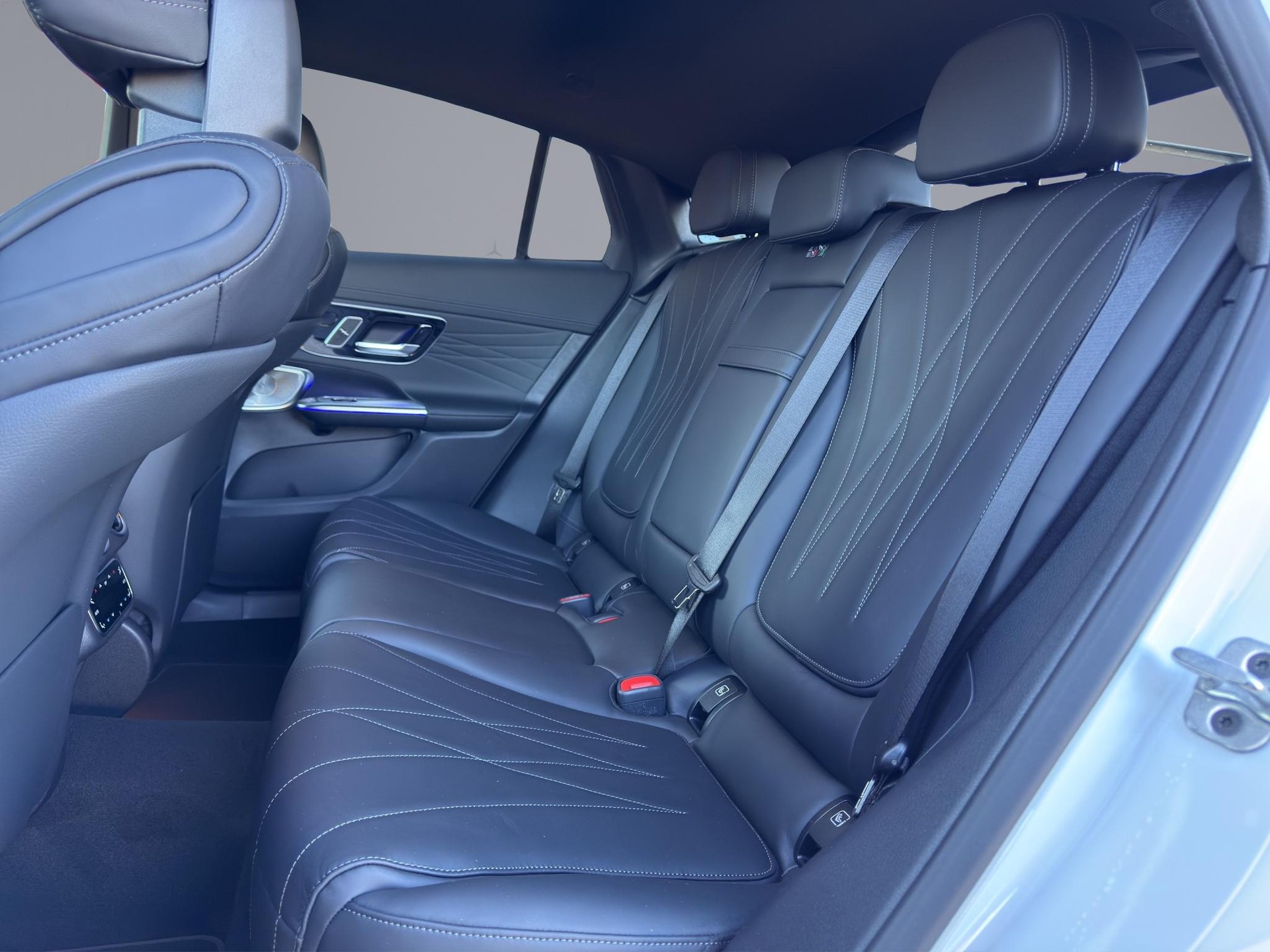 MERCEDES-BENZ GLC 43 AMG Executive Edition 4matic Coupé-image-12