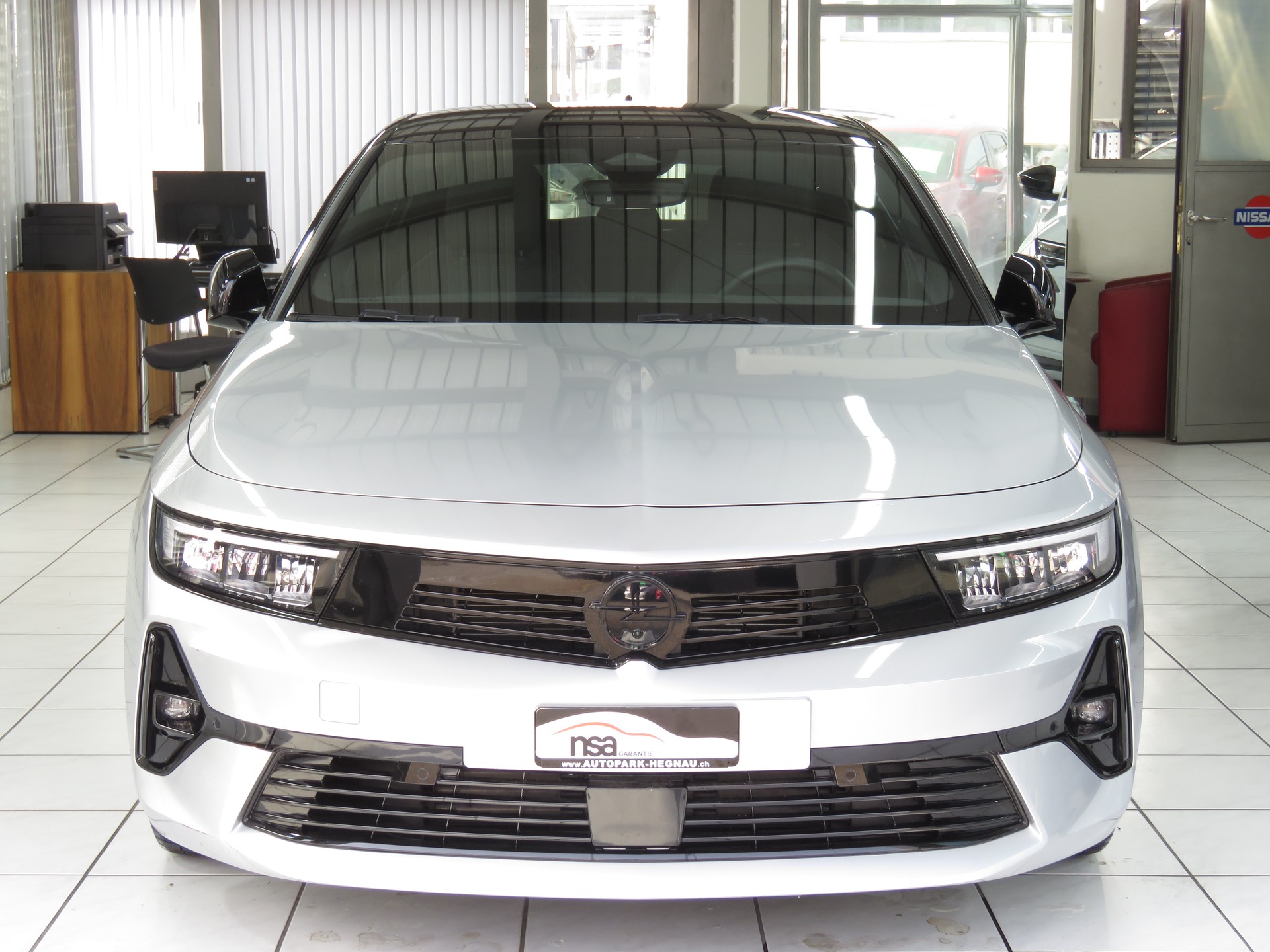 OPEL Astra 1.6 PHEV Turbo Swiss Plus A-image-1